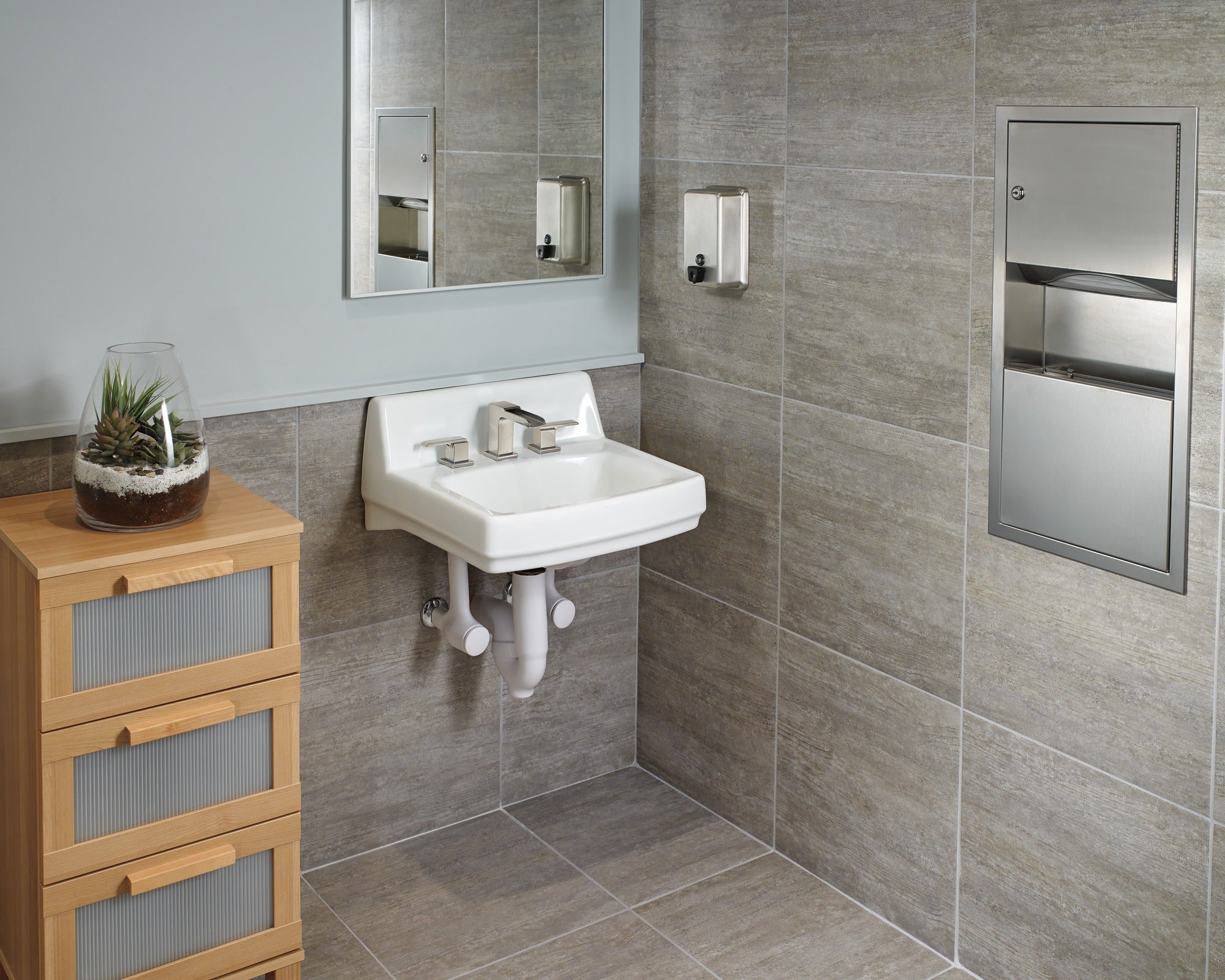 Delta Ara® Two Handle Widespread Channel Bathroom Faucet