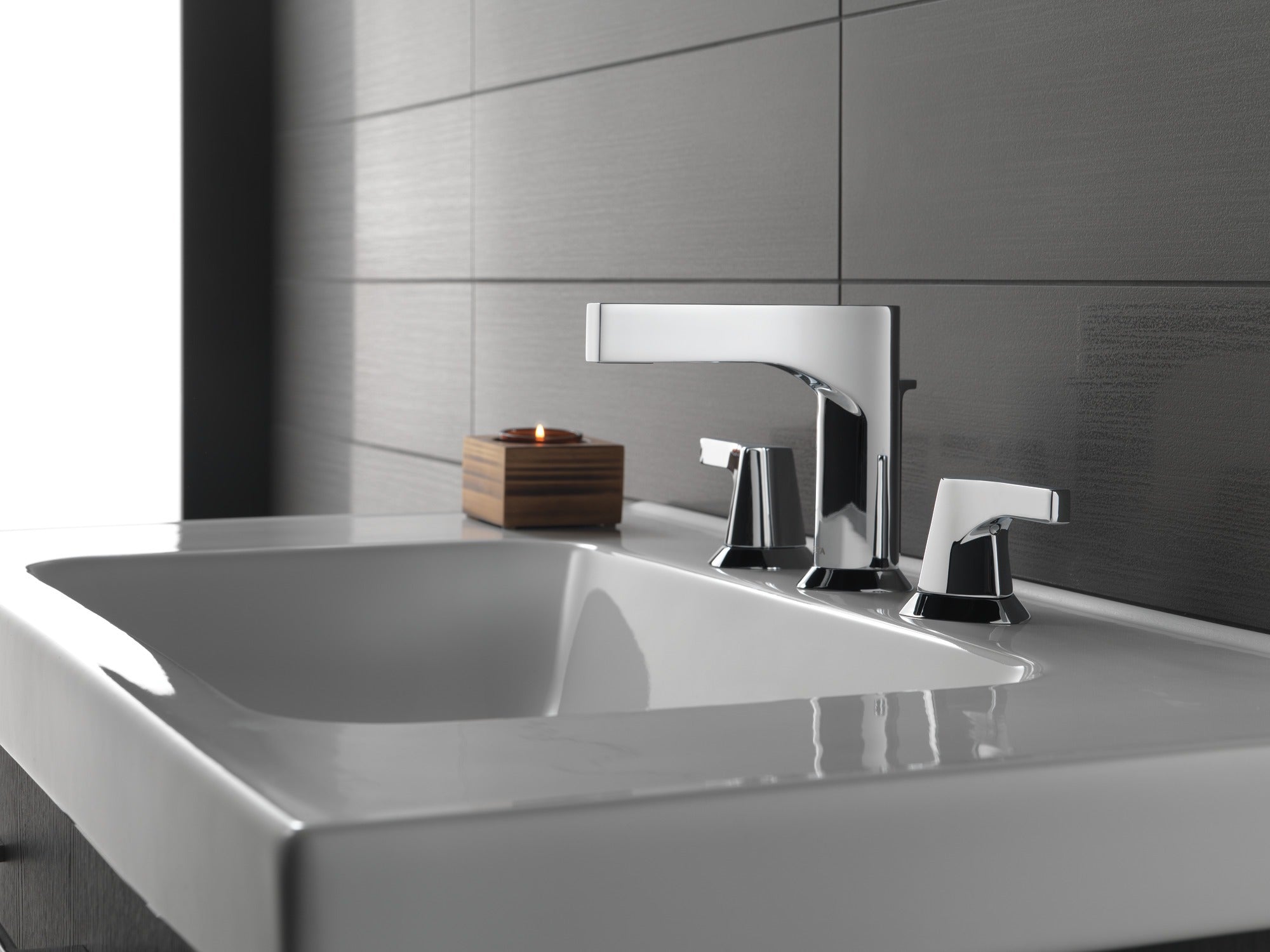 Delta Zura® Two Handle Widespread Bathroom Faucet