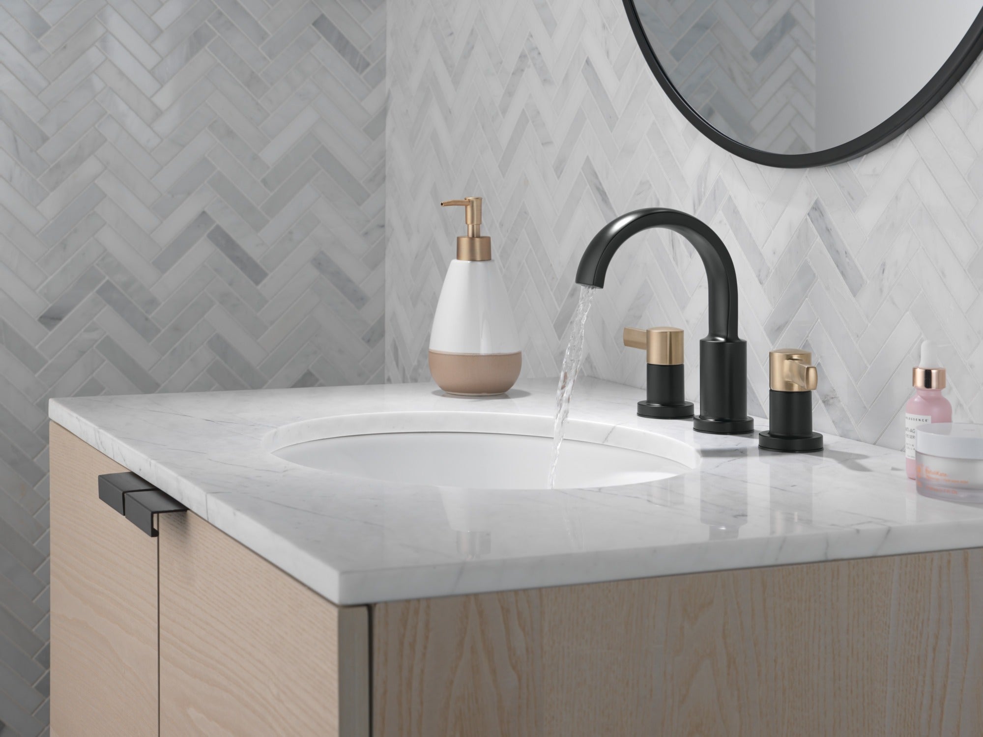 Delta Albion™ Two Handle Widespread Bathroom Faucet