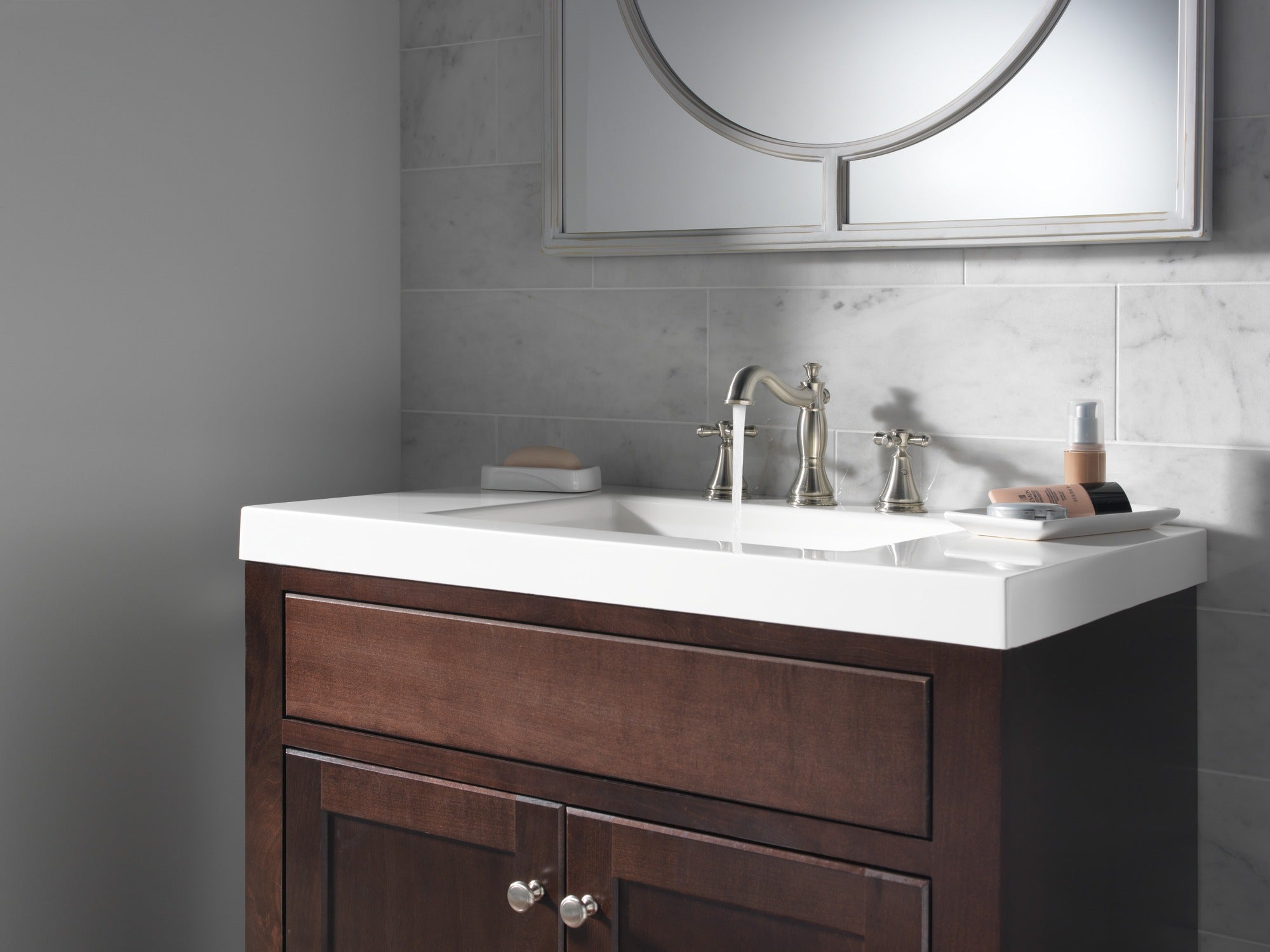 Delta Cassidy® Metal Cross Handle Set - Deck Mount Bathroom & Bidet