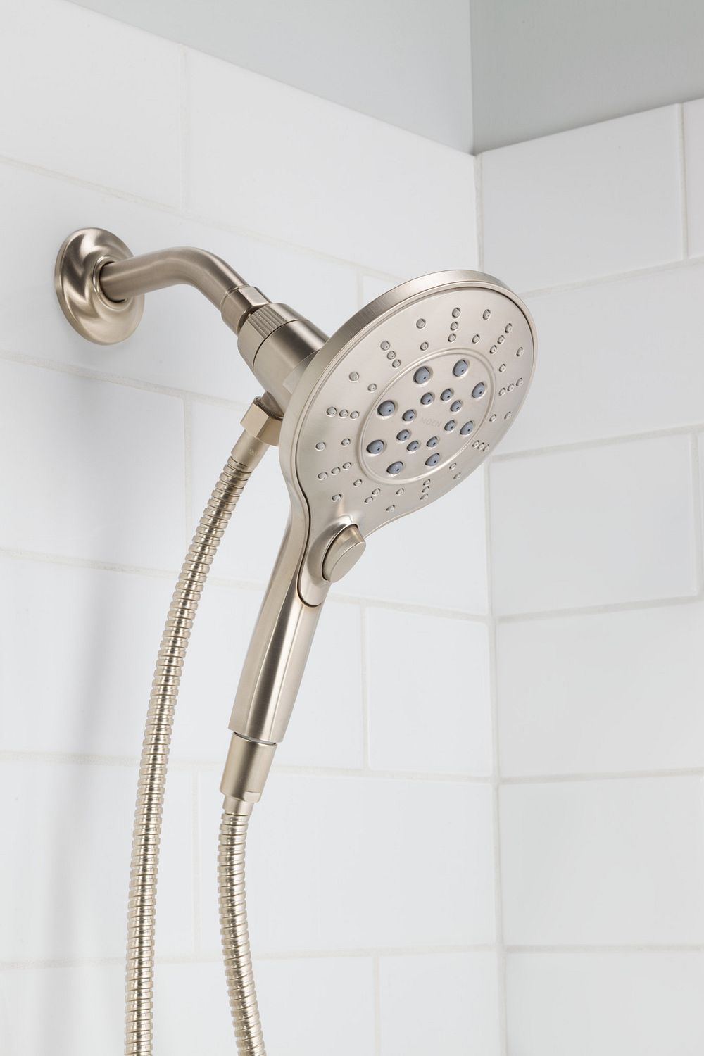 Engage With Magnetix Eco-Performance Handheld Shower