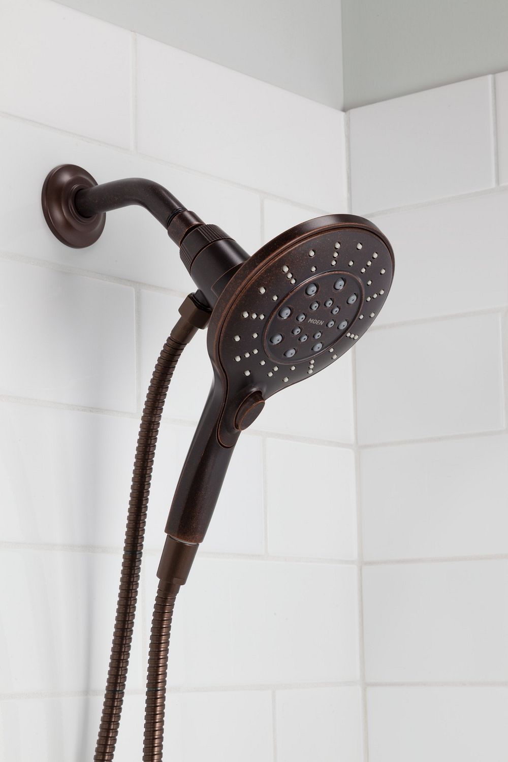Engage With Magnetix Eco-Performance Handheld Shower