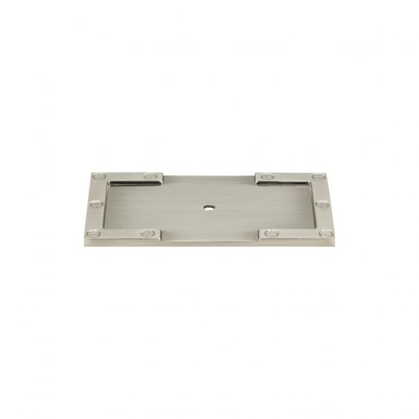 Atlas Homewares Campaign L-Bracket Backplate