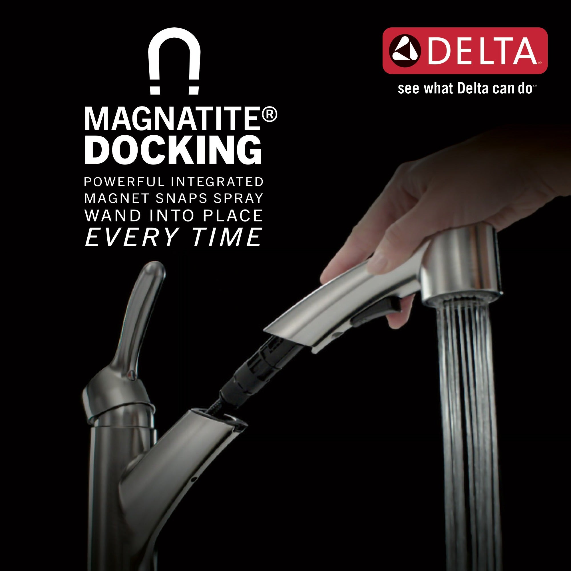 Delta Collins™ Single Handle Pull-Out Kitchen Faucet