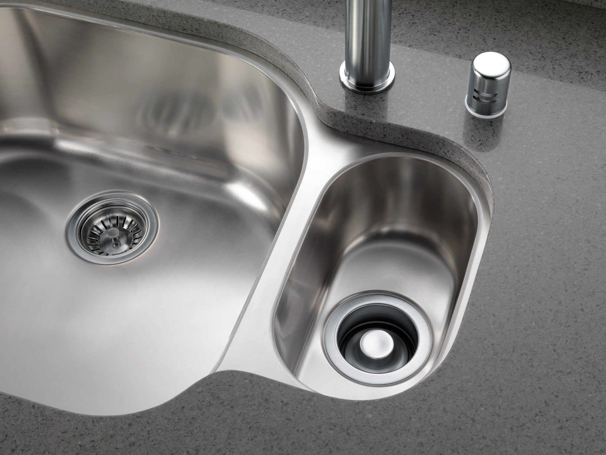 Delta Other Kitchen Sink Flange and Strainer