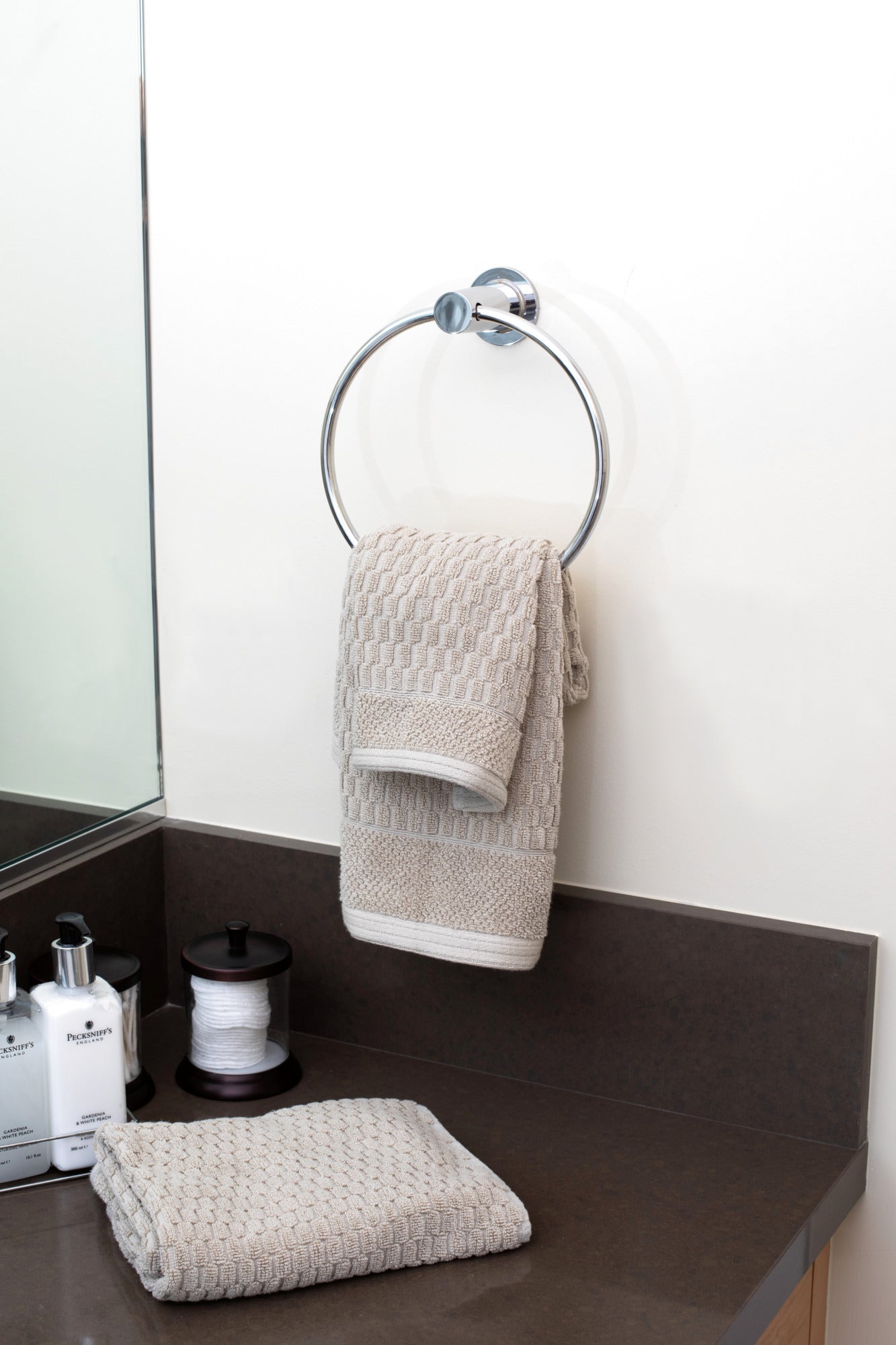 Newport Brass Dorrance® Towel Ring