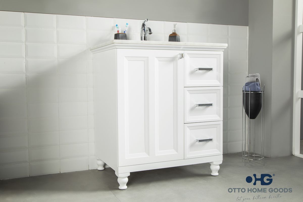 Isabel 30" White Bathroom Cabinet