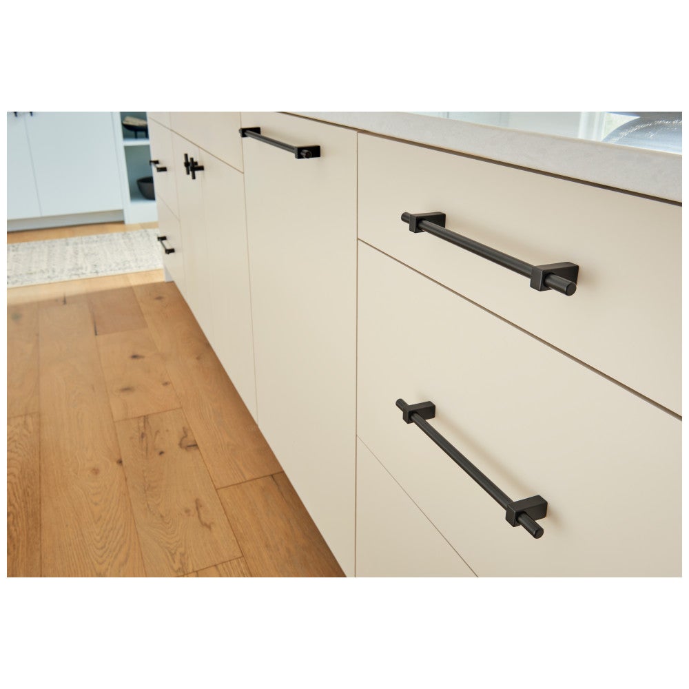 Hardware Resources 96 mm Center-to-Center Satin Nickel Larkin Cabinet Bar Pull