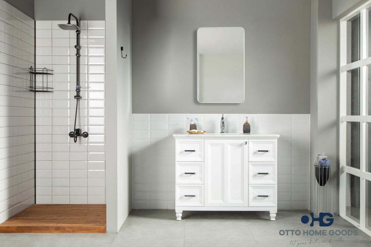 Isabel 42" White Bathroom Cabinet
