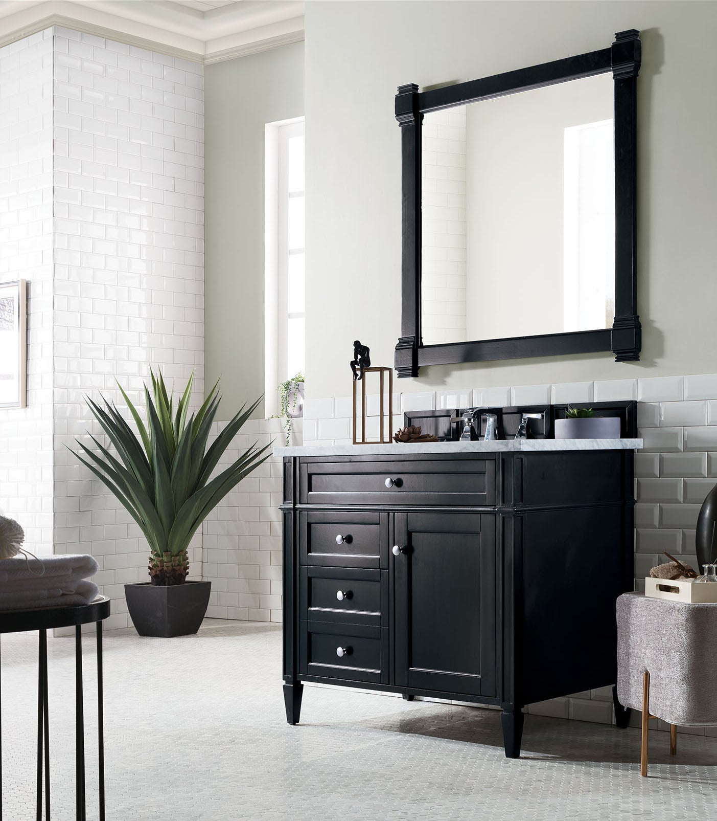 James Martin Brittany 36" Single Vanity in Black Onyx with 3cm Countertop