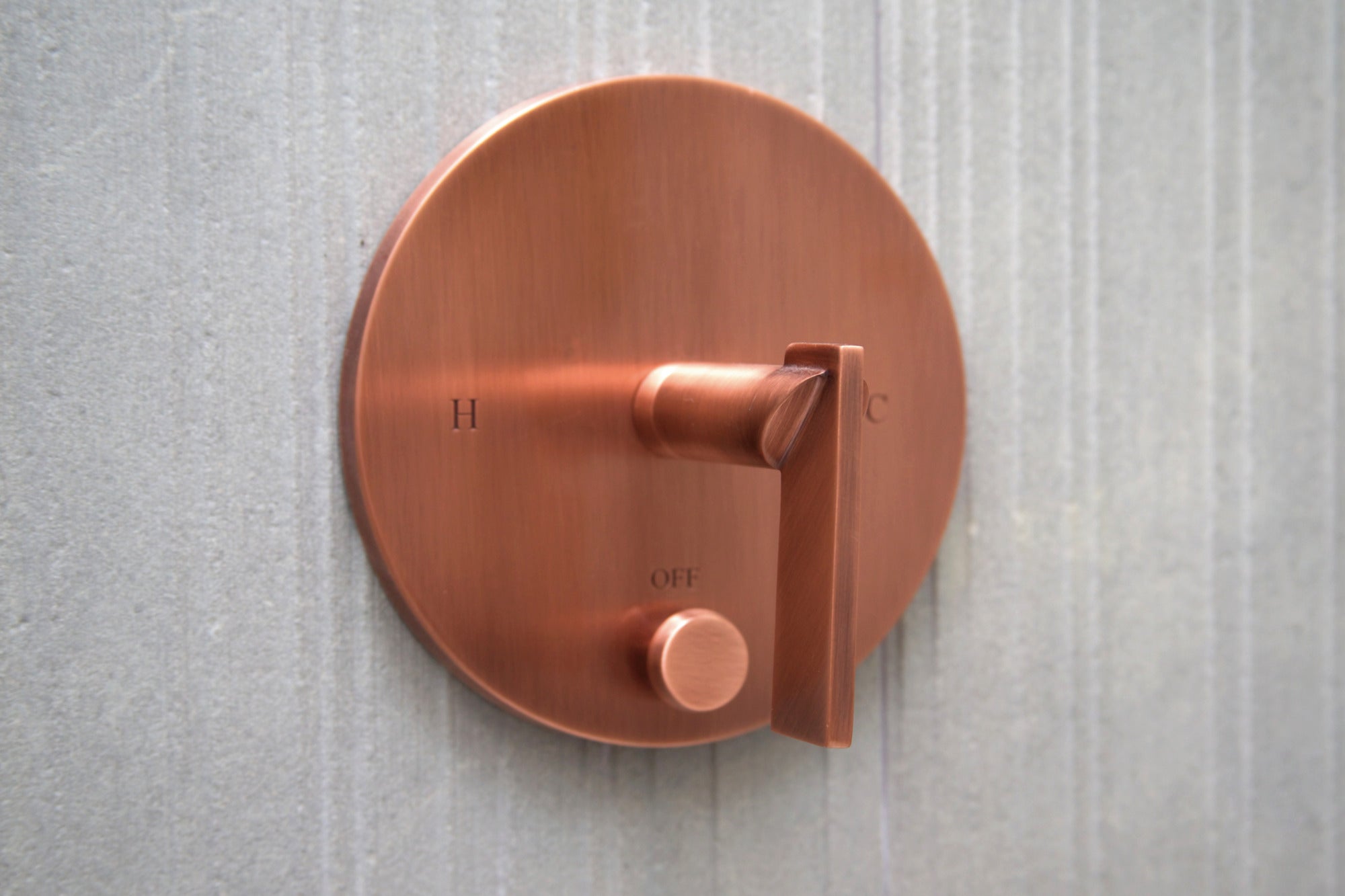 Newport Brass Keaton Balanced Pressure Tub & Shower Diverter Plate with Handle