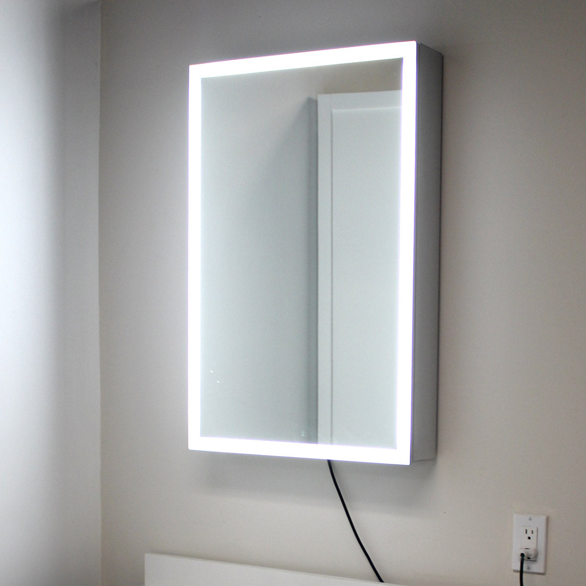 LED aluminum medicine cabinet with Induction switch 5003 2131 ML