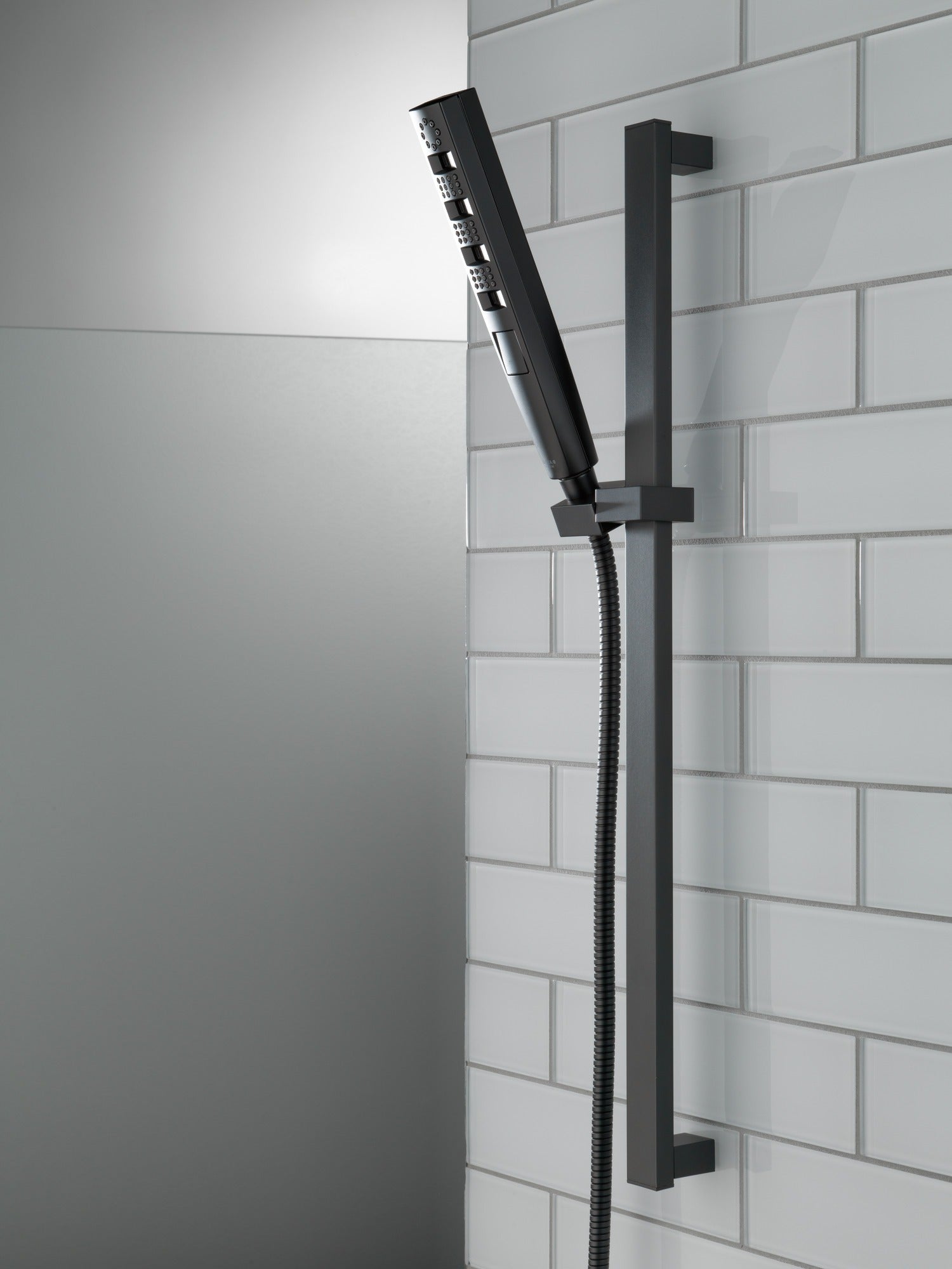 Delta Universal Showering Components H2OKinetic® Hand Shower 1.75 GPM w/Slide Bar 4S