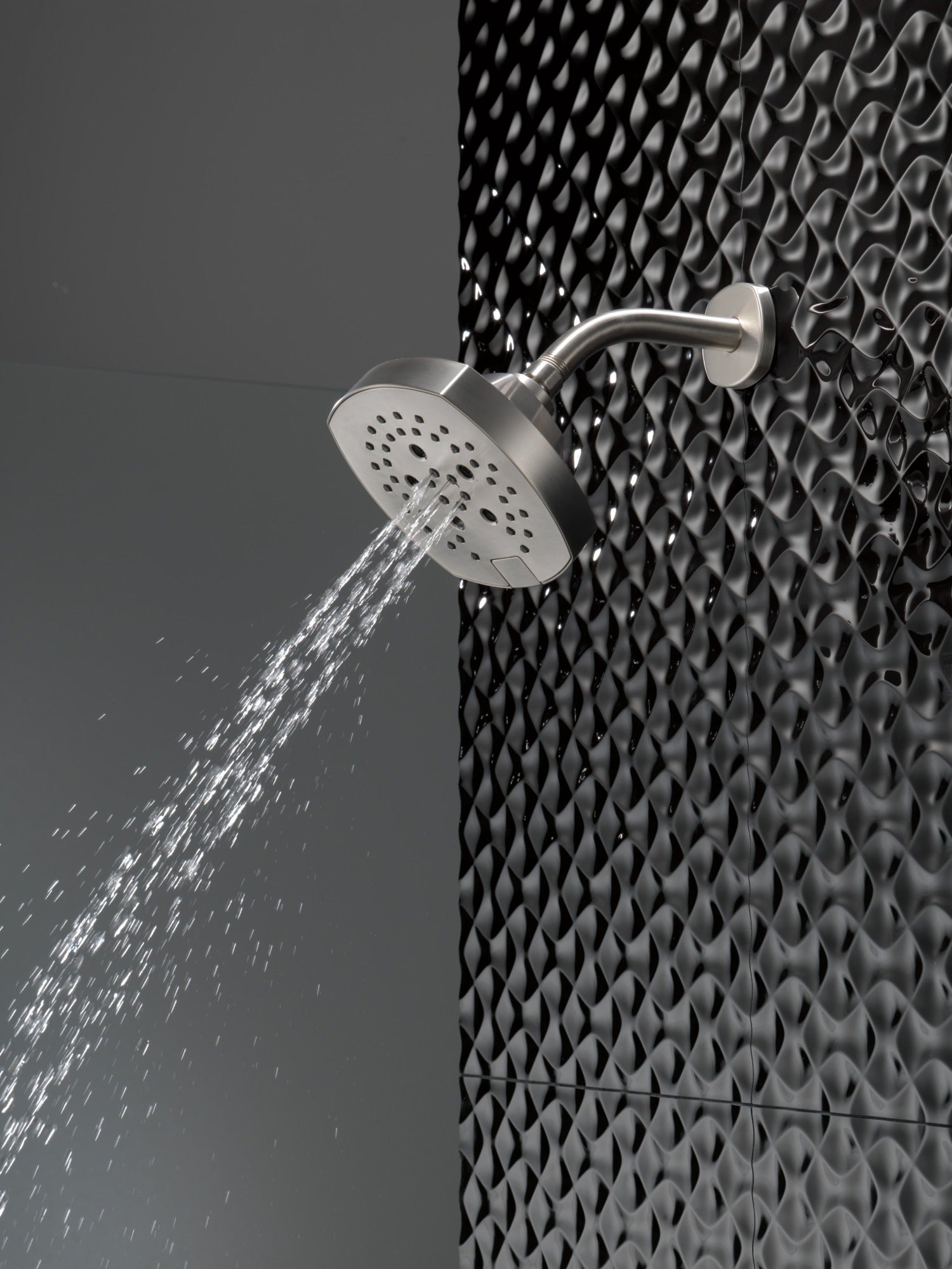 Delta Universal Showering Components H2OKinetic® 5-Setting Shower Head