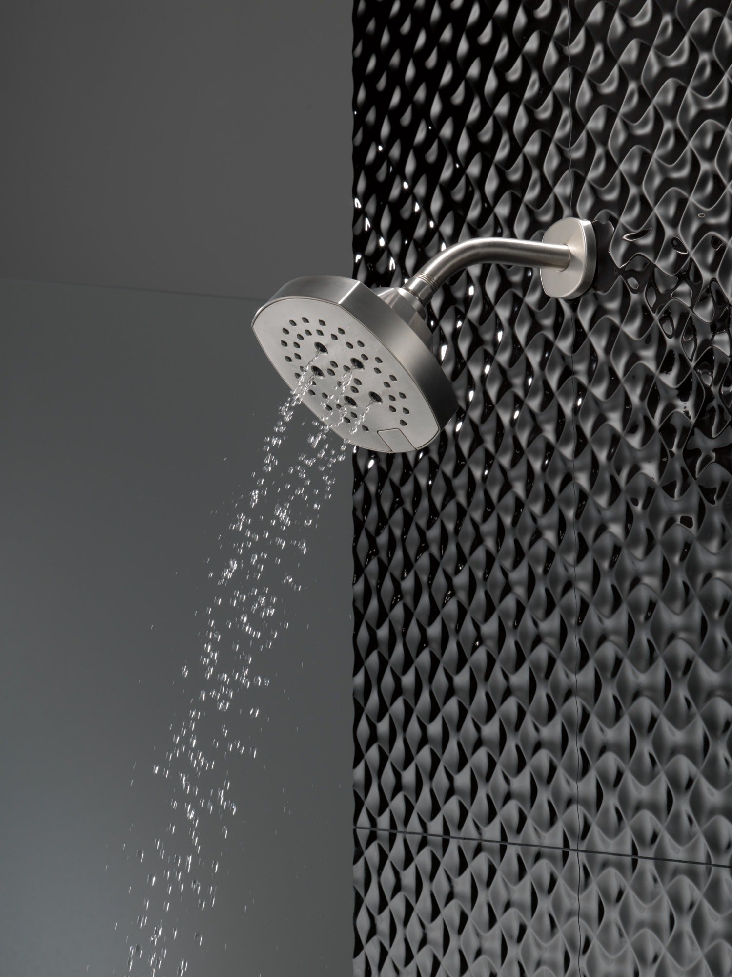 Delta Universal Showering Components H2OKinetic® 5-Setting Shower Head