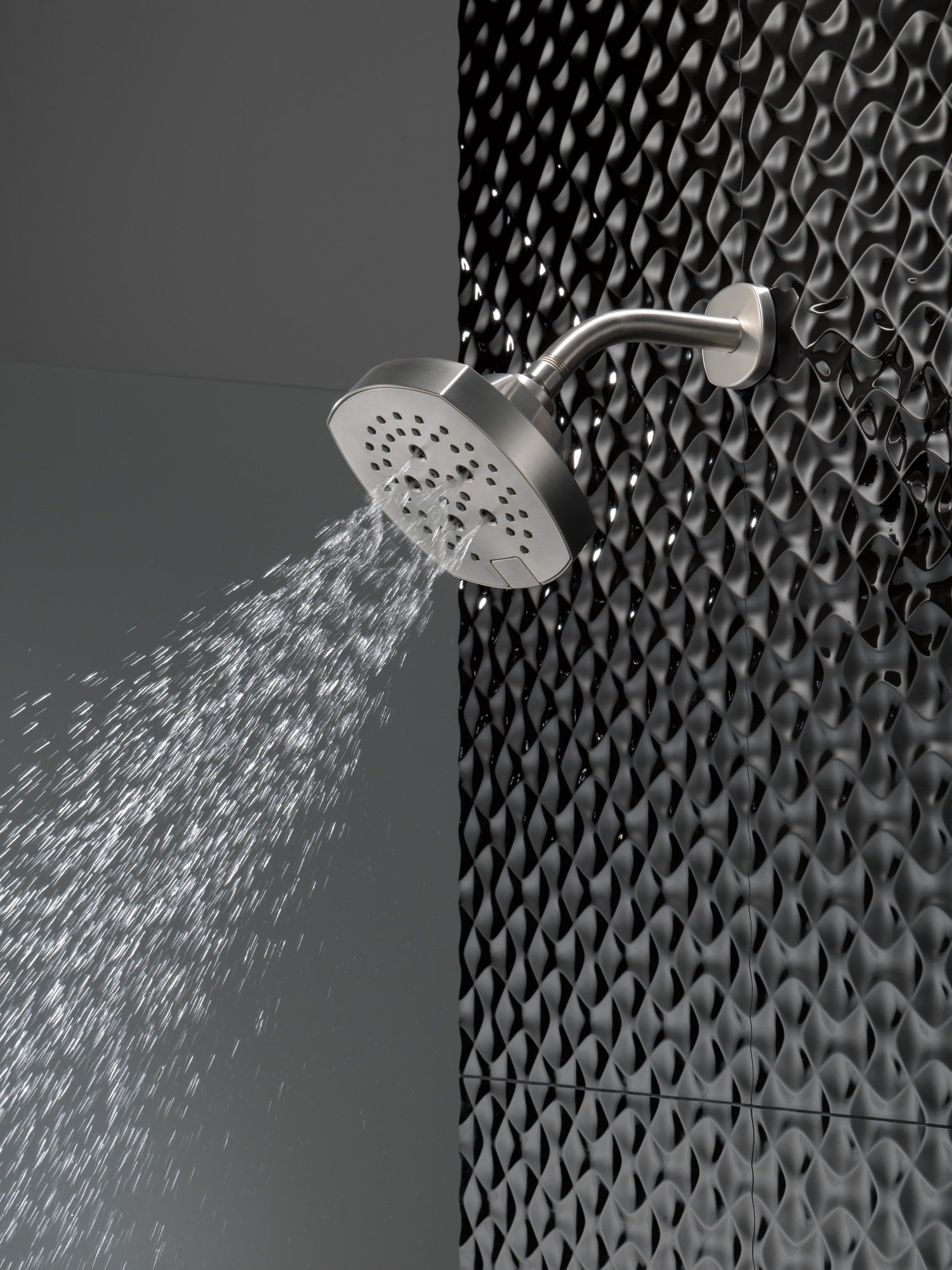 Delta Universal Showering Components H2OKinetic® 5-Setting Shower Head
