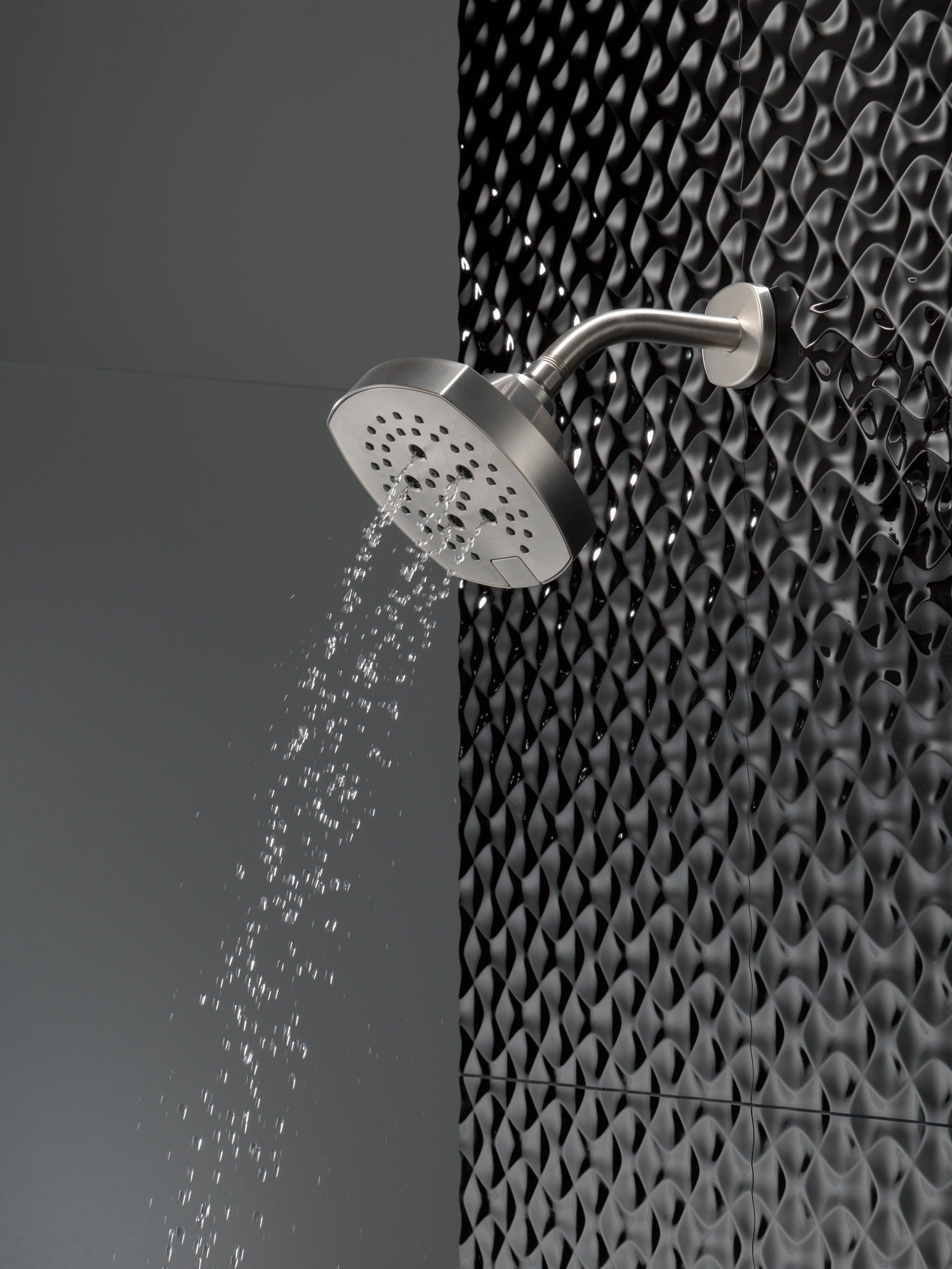 Delta Universal Showering Components H2OKinetic® 5-Setting Shower Head