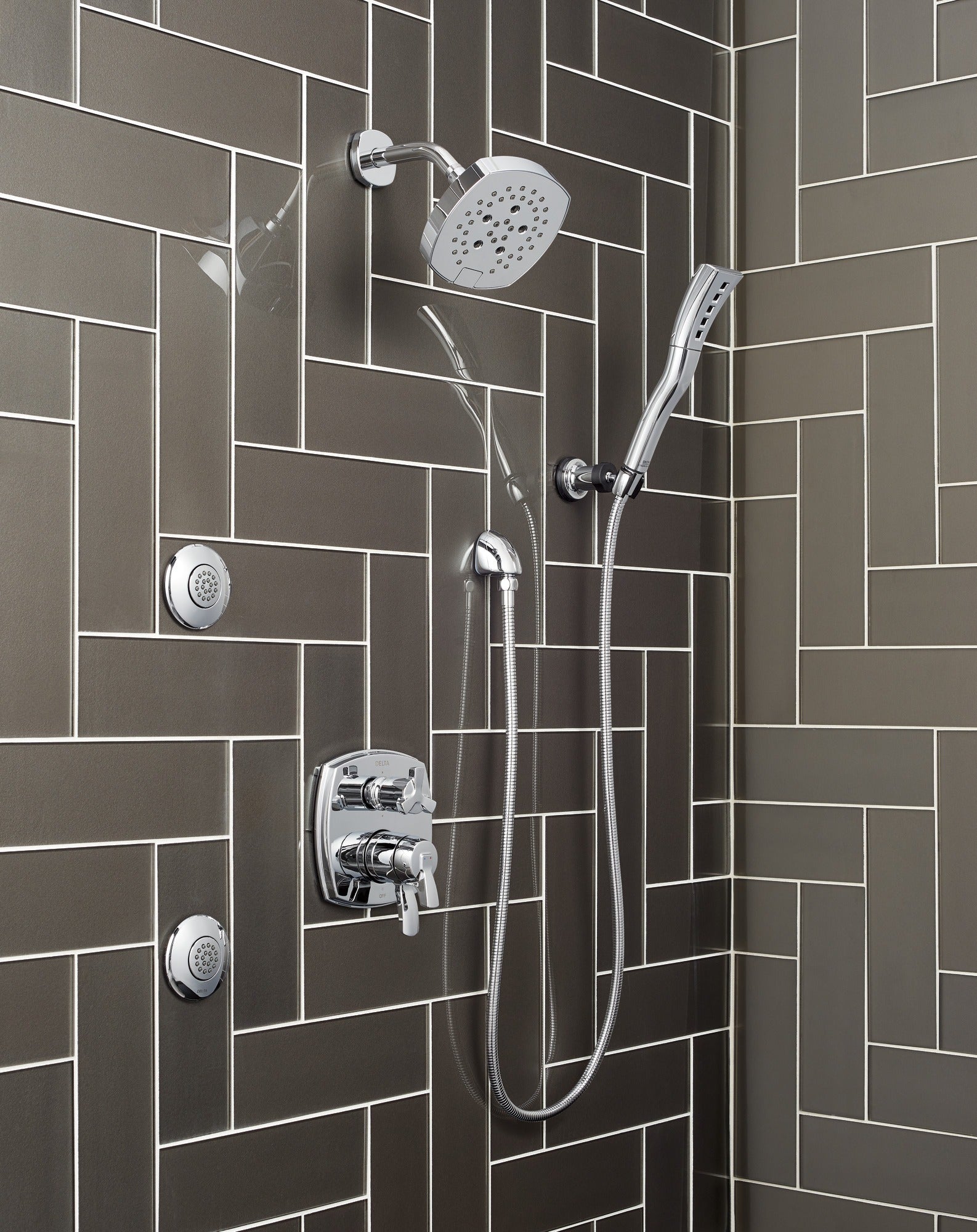 Delta Universal Showering Components H2OKinetic® 5-Setting Shower Head