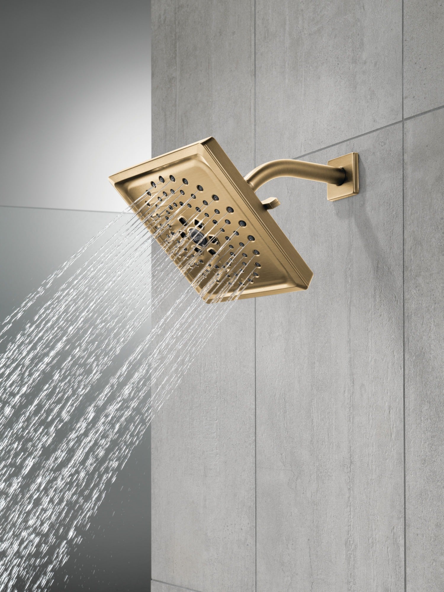 Delta Universal Showering Components H2OKinetic® 3-Setting Raincan Shower Head (Recertified)