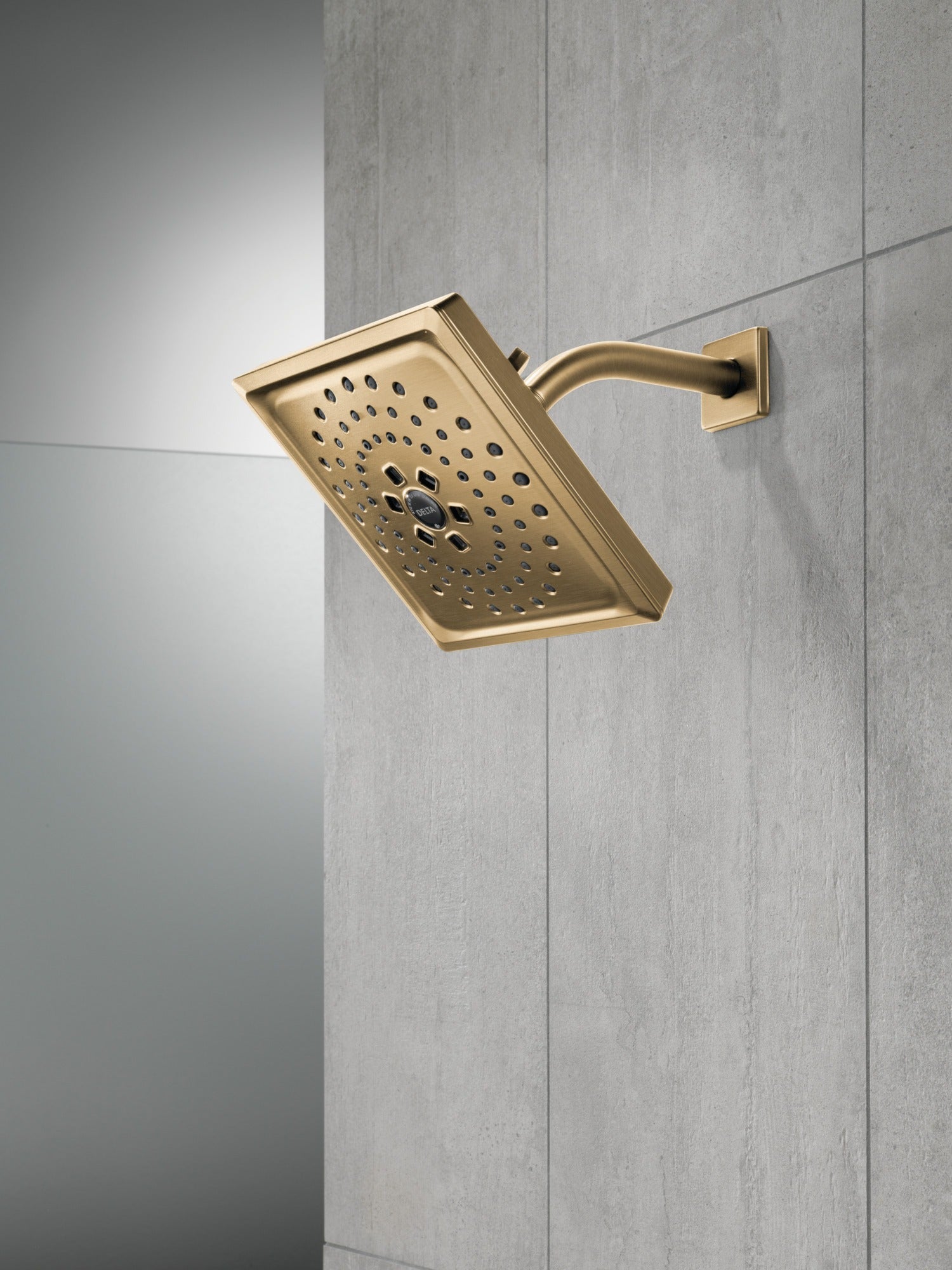 Delta Universal Showering Components H2OKinetic® 3-Setting Raincan Shower Head (Recertified)