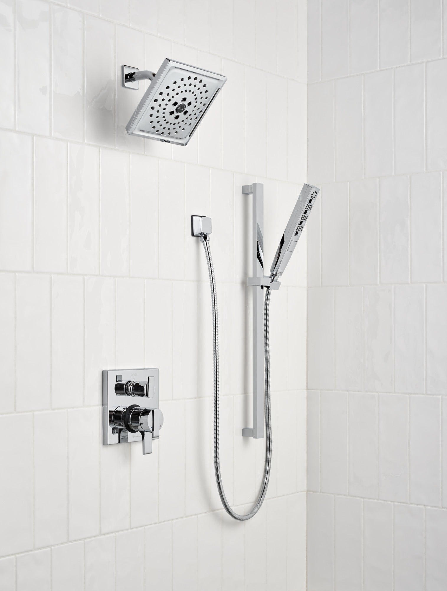 Delta Ara® Angular Modern Monitor® 17 Series Valve Trim with 3-Setting Integrated Diverter