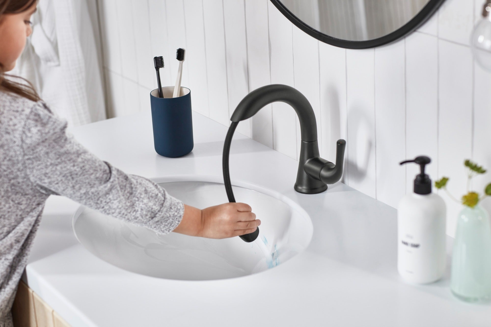 Delta Kayra® Single Handle Pull-Down Bathroom Faucet