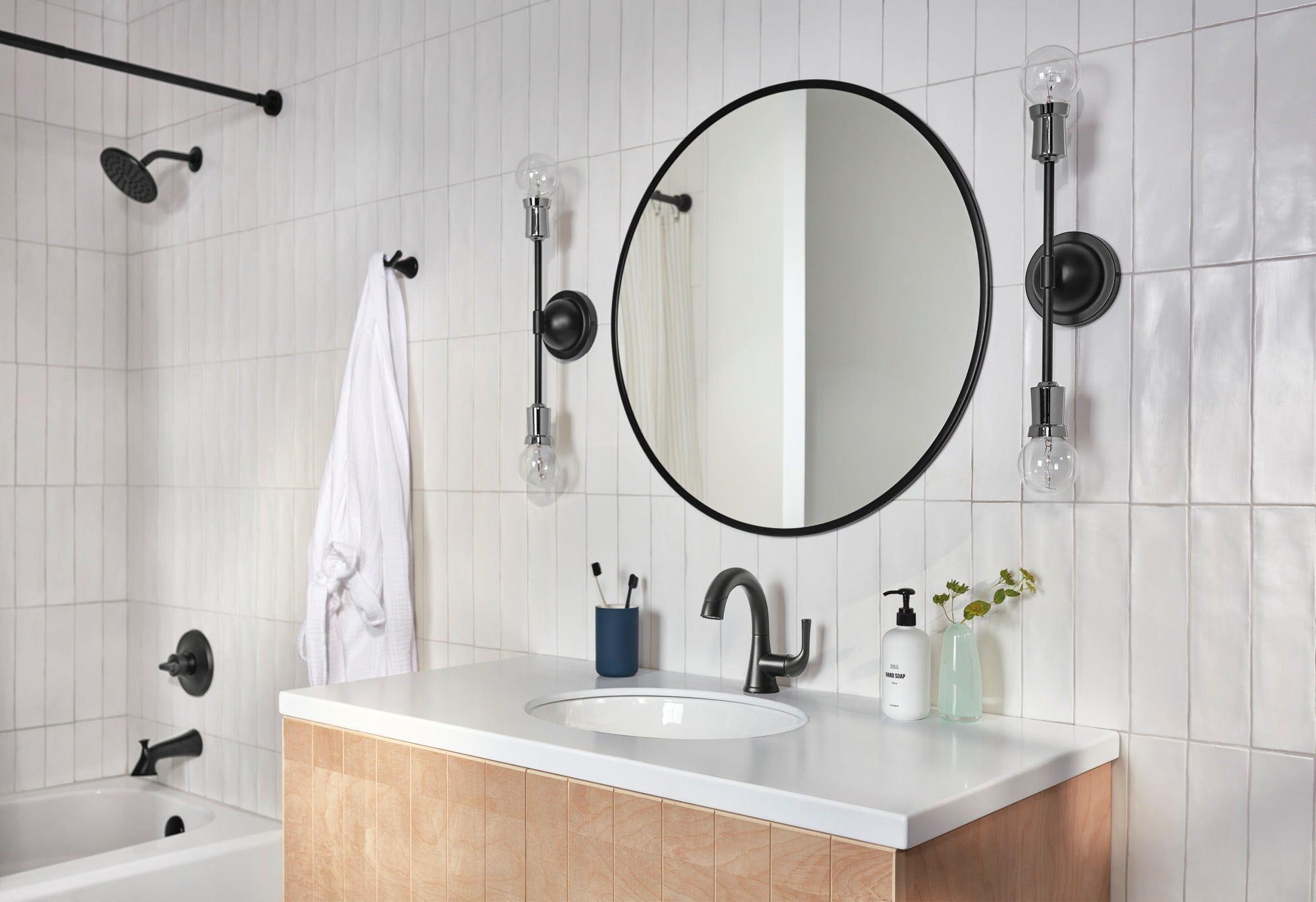 Delta Kayra® Robe Hook