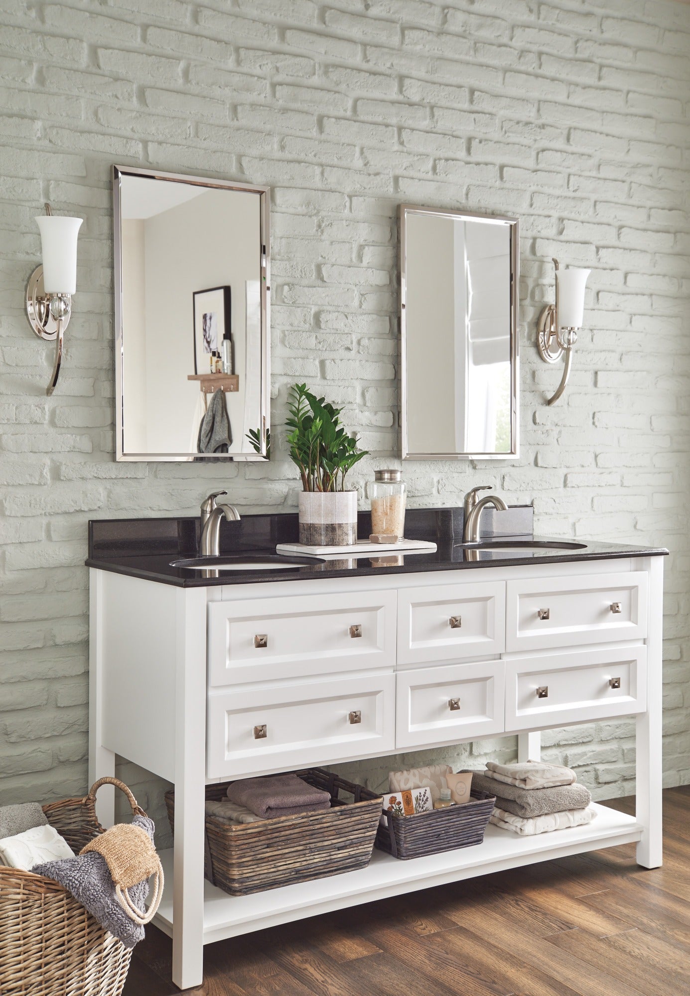 Delta Lahara® Single Handle Bathroom Faucet