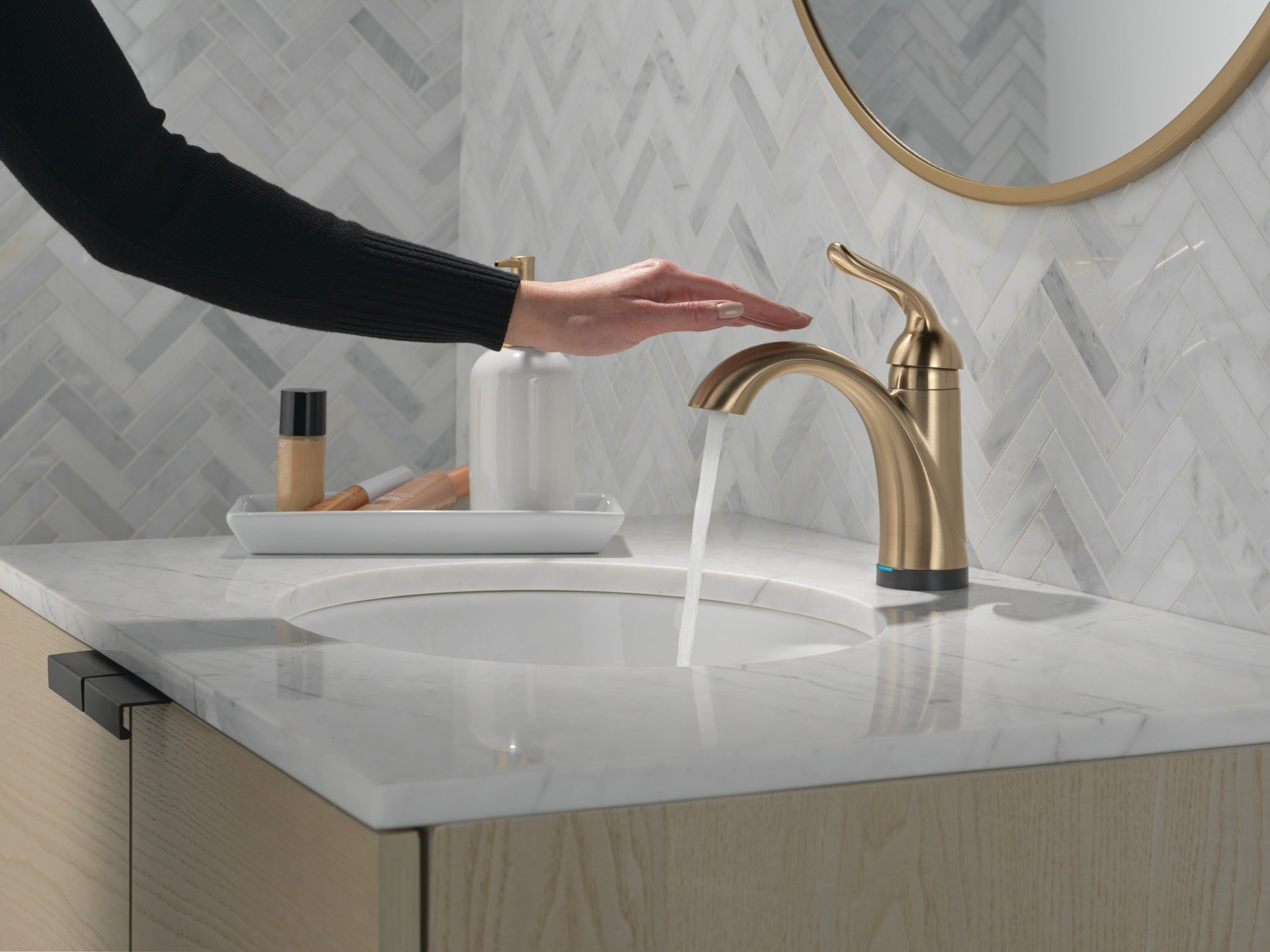 Delta Lahara® Touch2O® Bathroom Faucet with Touchless Technology