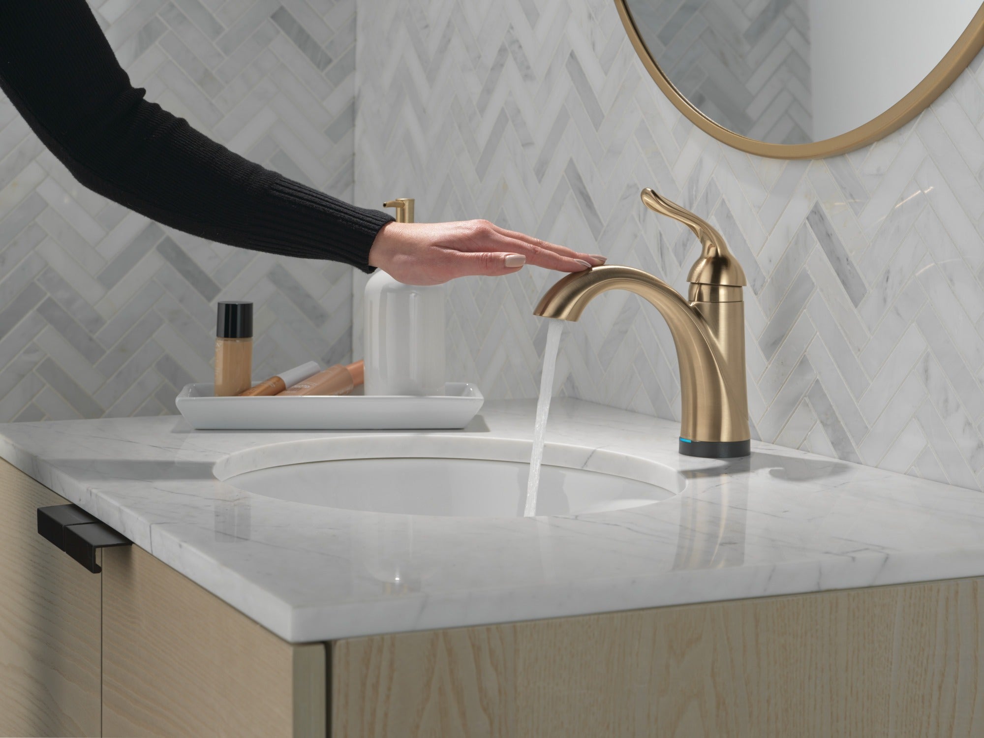 Delta Lahara® Touch2O® Bathroom Faucet with Touchless Technology
