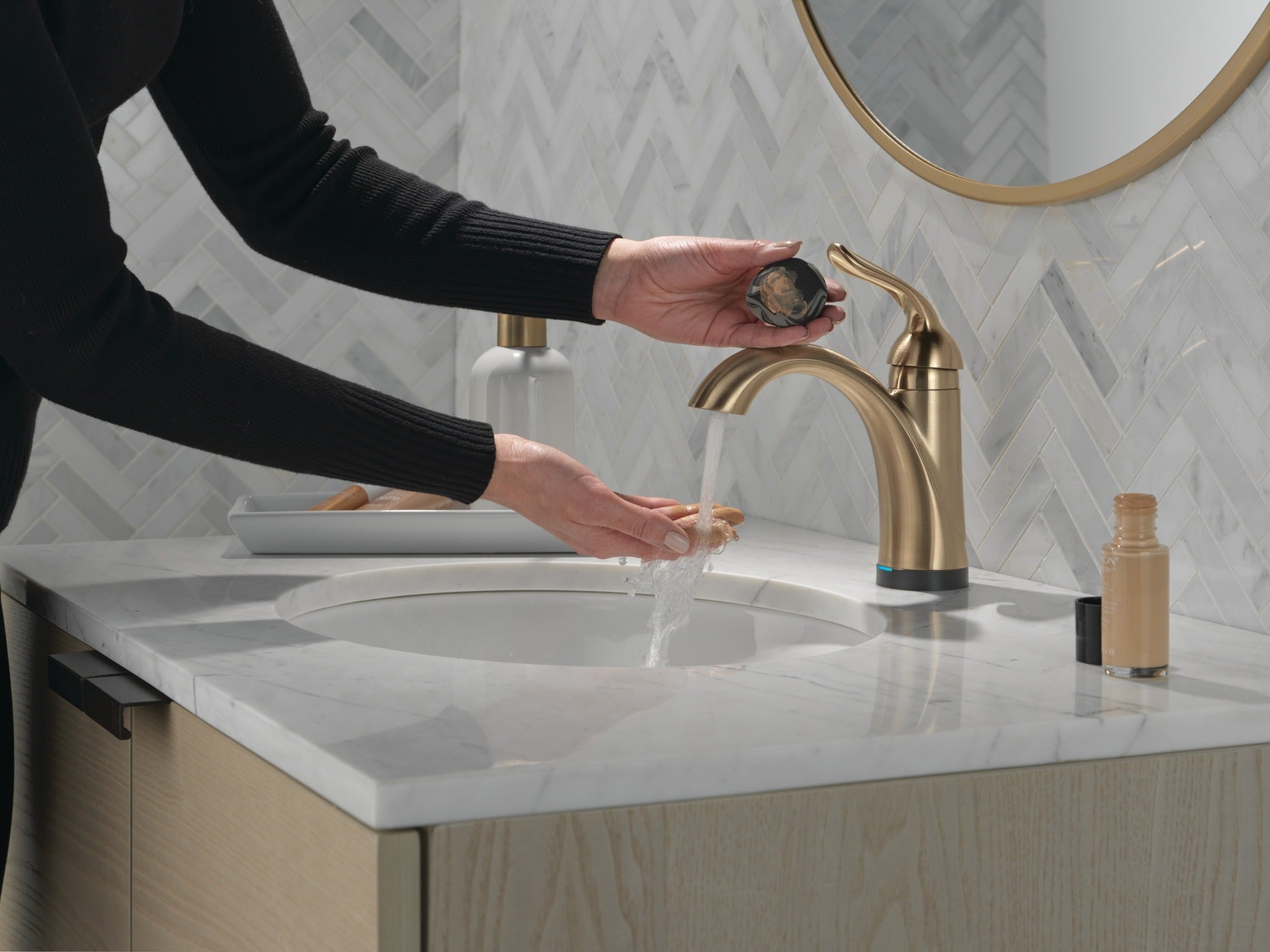 Delta Lahara® Touch2O® Bathroom Faucet with Touchless Technology