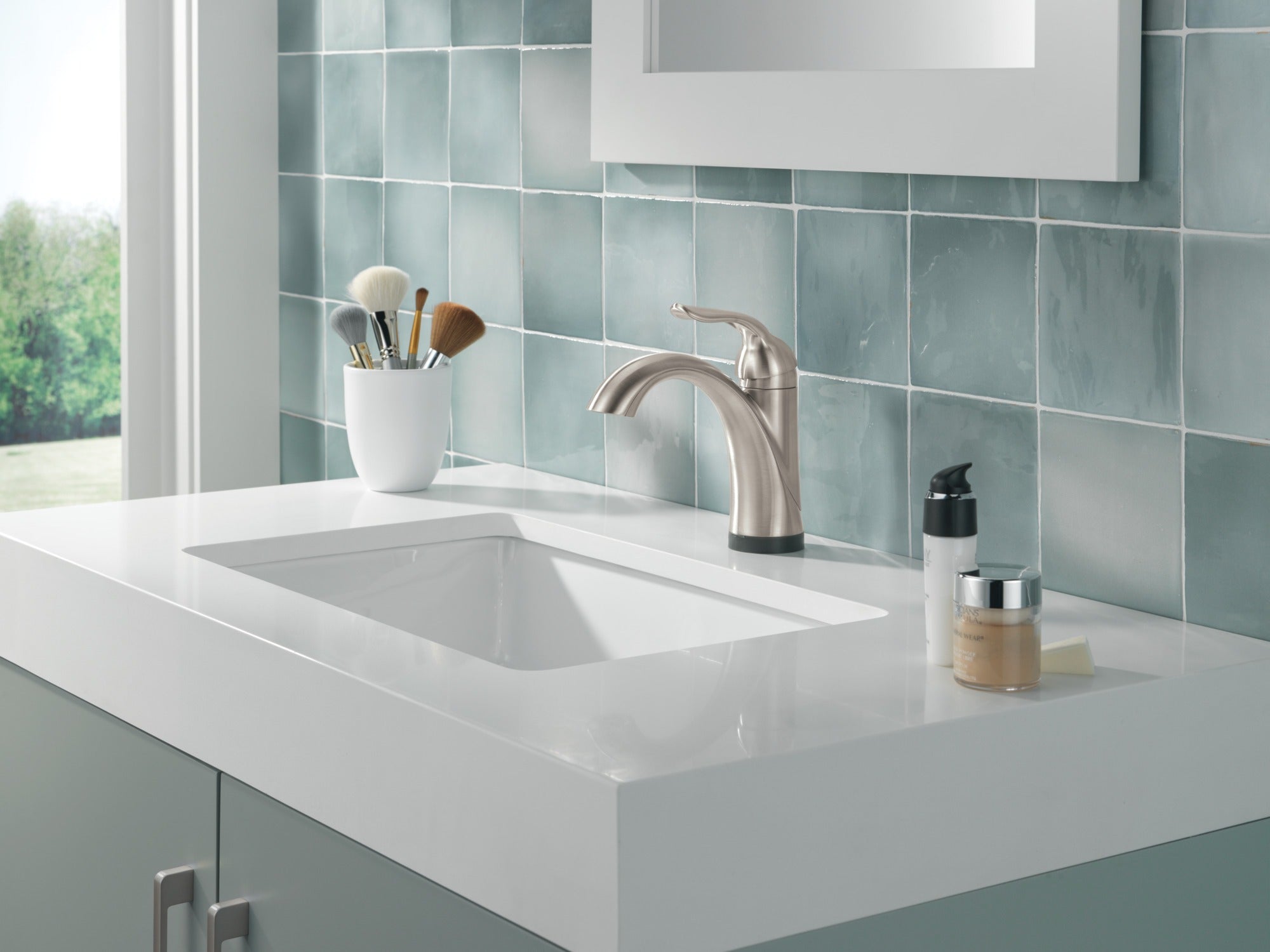 Delta Lahara® Touch2O® Bathroom Faucet with Touchless Technology
