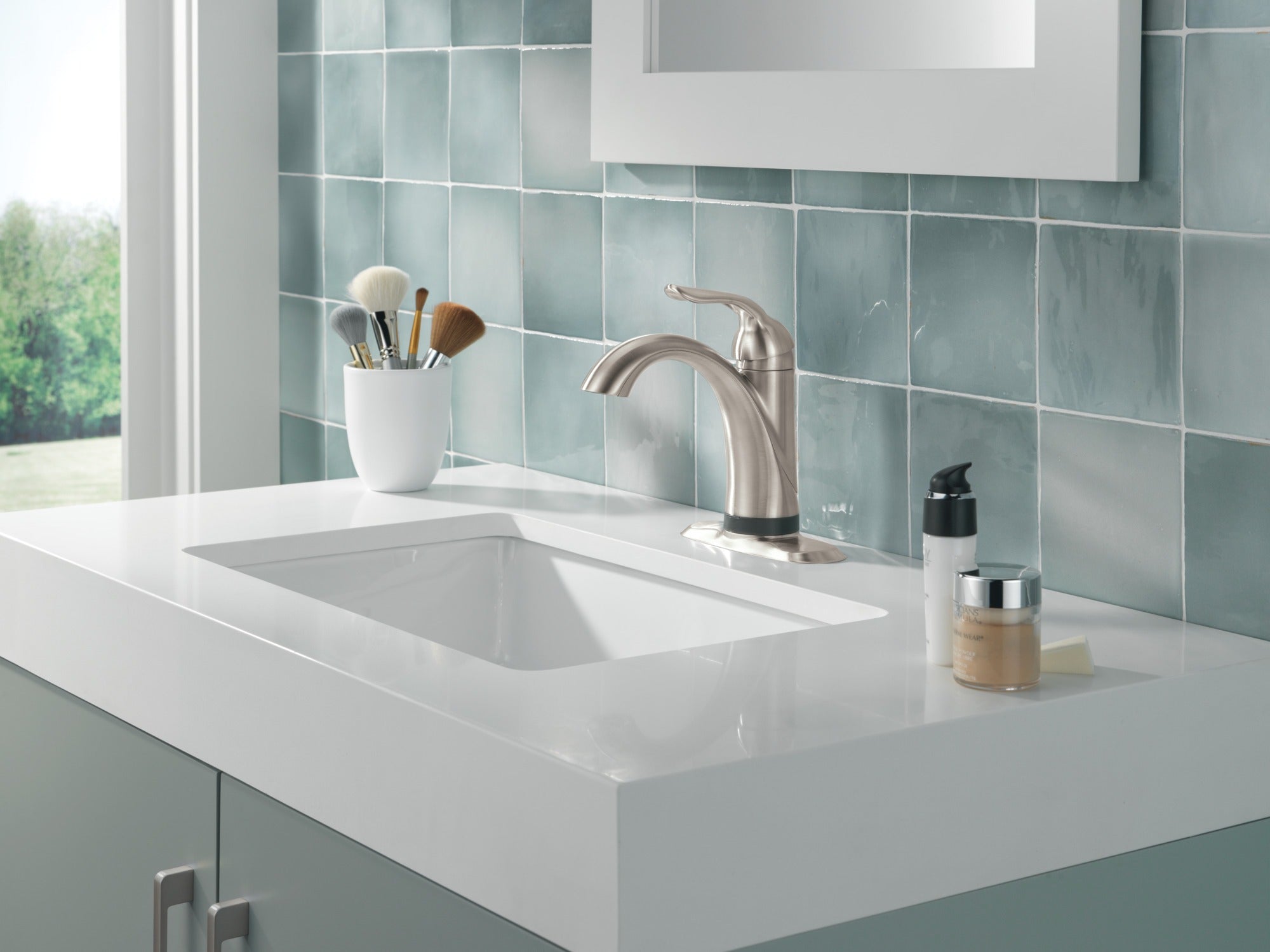 Delta Lahara® Touch2O® Bathroom Faucet with Touchless Technology