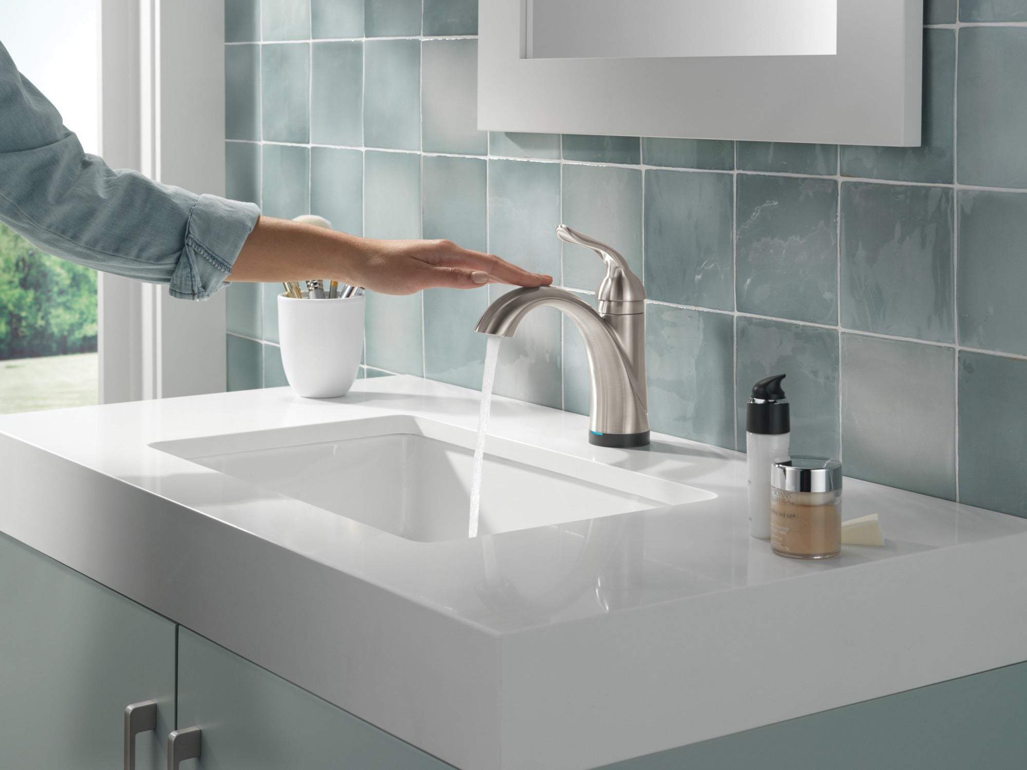 Delta Lahara® Touch2O® Bathroom Faucet with Touchless Technology