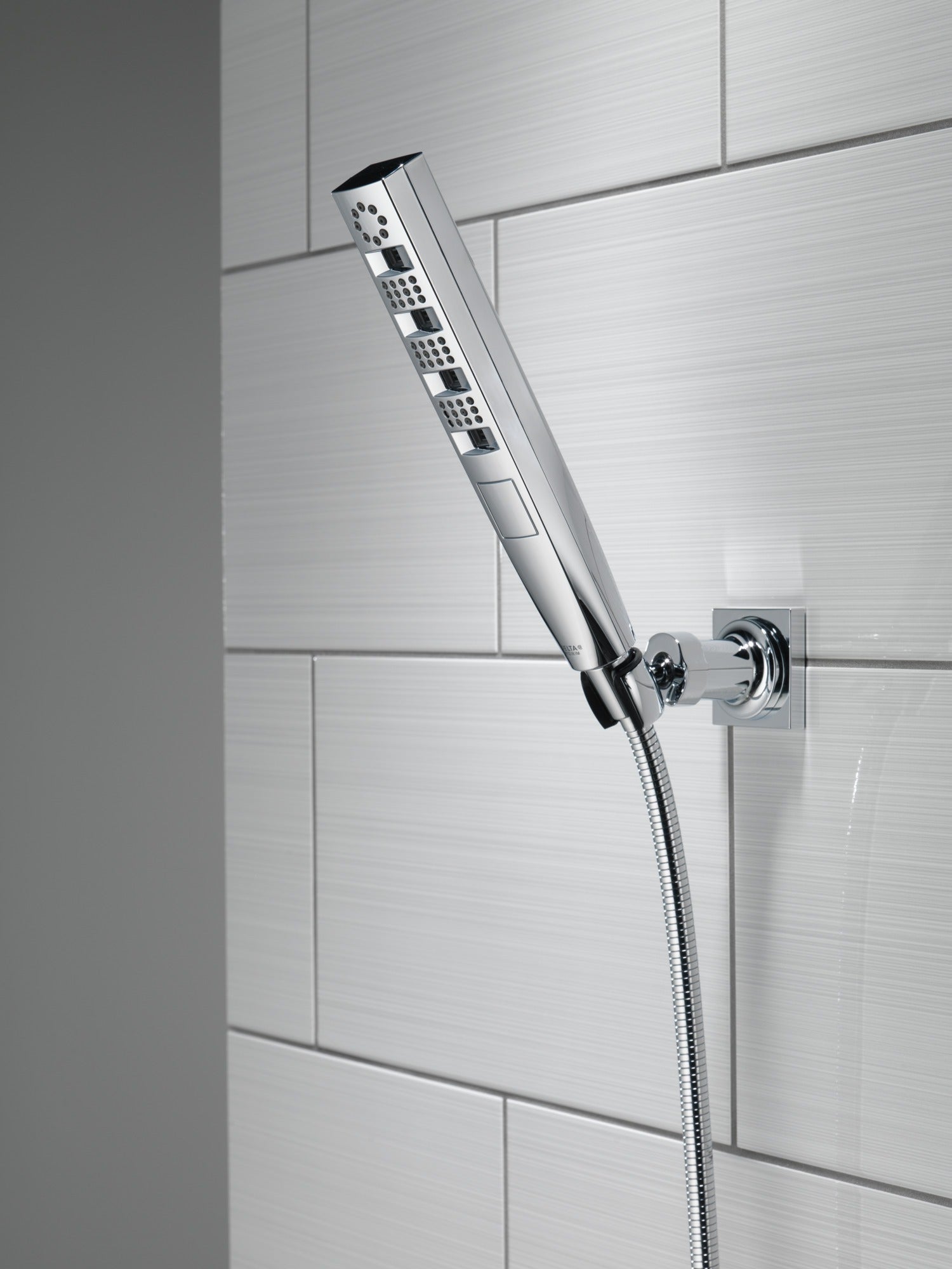 Delta Universal Showering Components H2OKinetic® 4-Setting Wall Mount Hand Shower