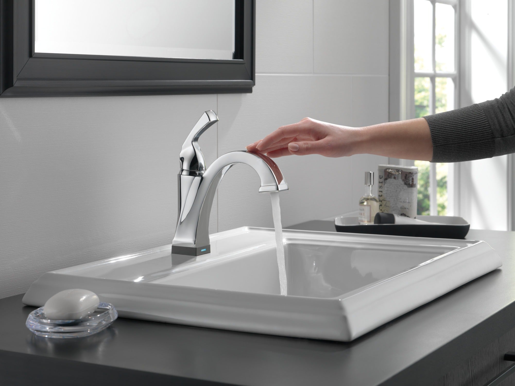 Delta Dryden™ Touch2O® Bathroom Faucet with Touchless Technology
