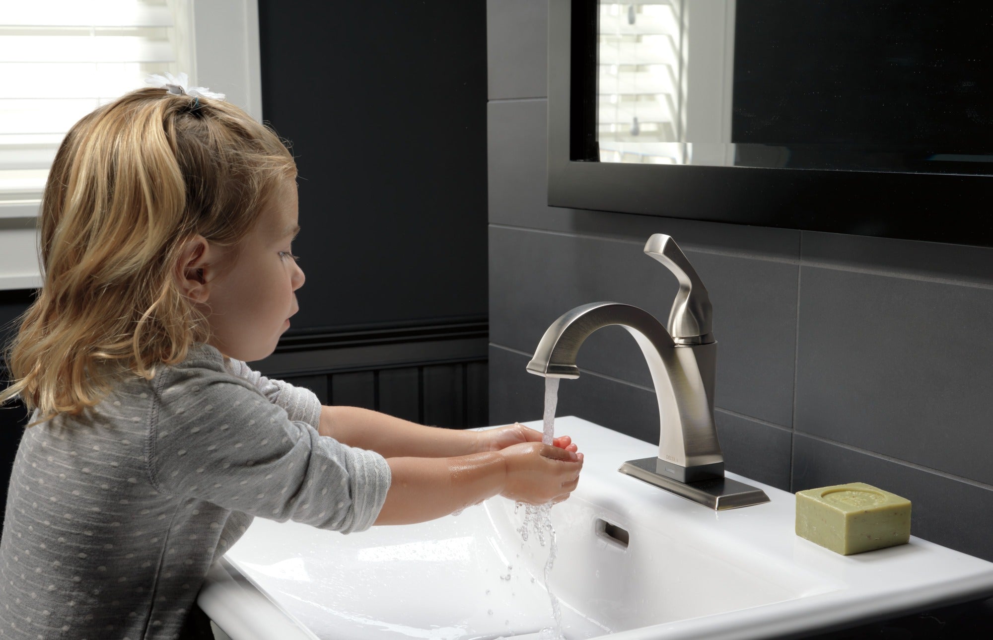 Delta Dryden™ Touch2O® Bathroom Faucet with Touchless Technology