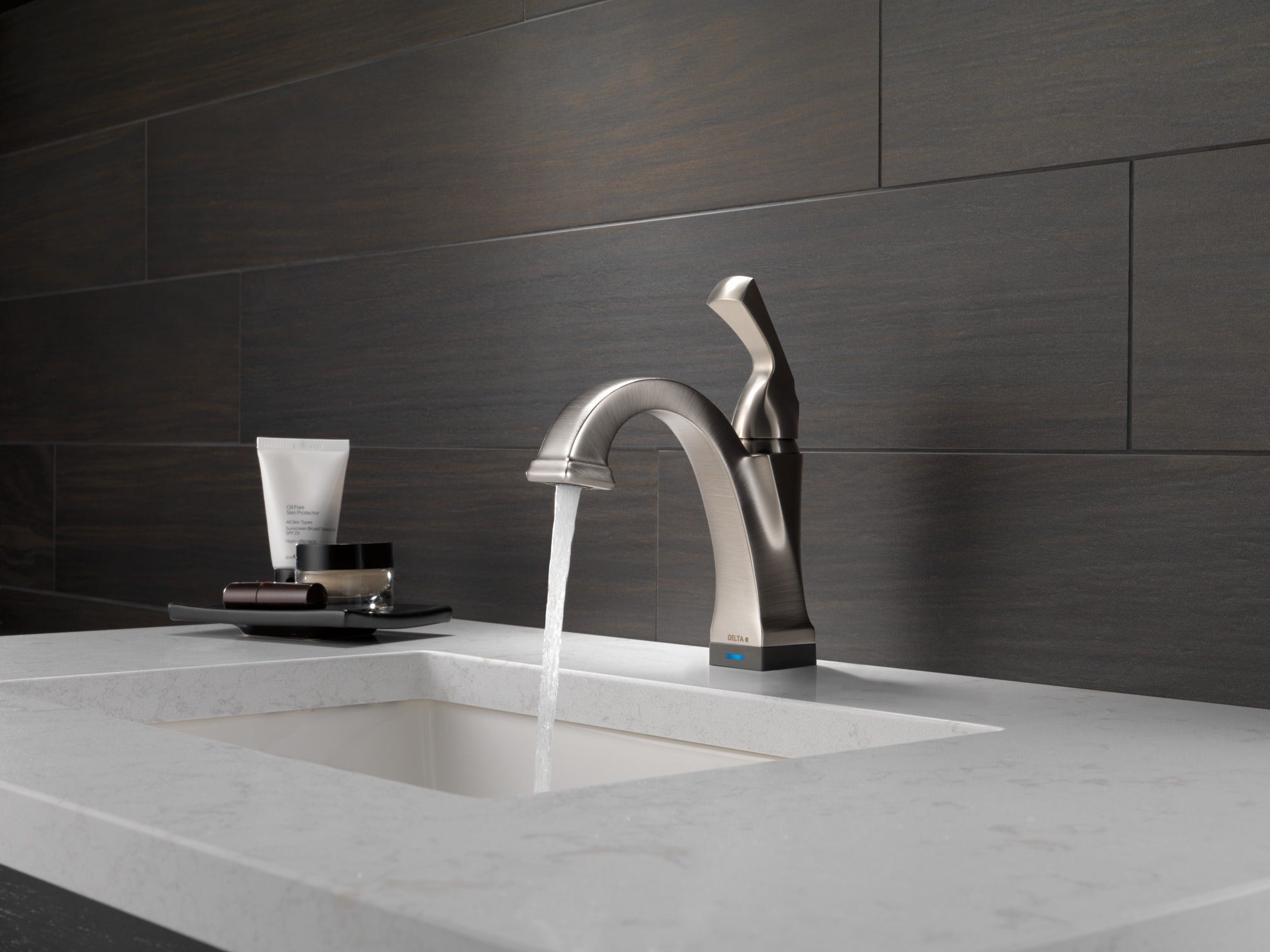 Delta Dryden™ Touch2O® Bathroom Faucet with Touchless Technology