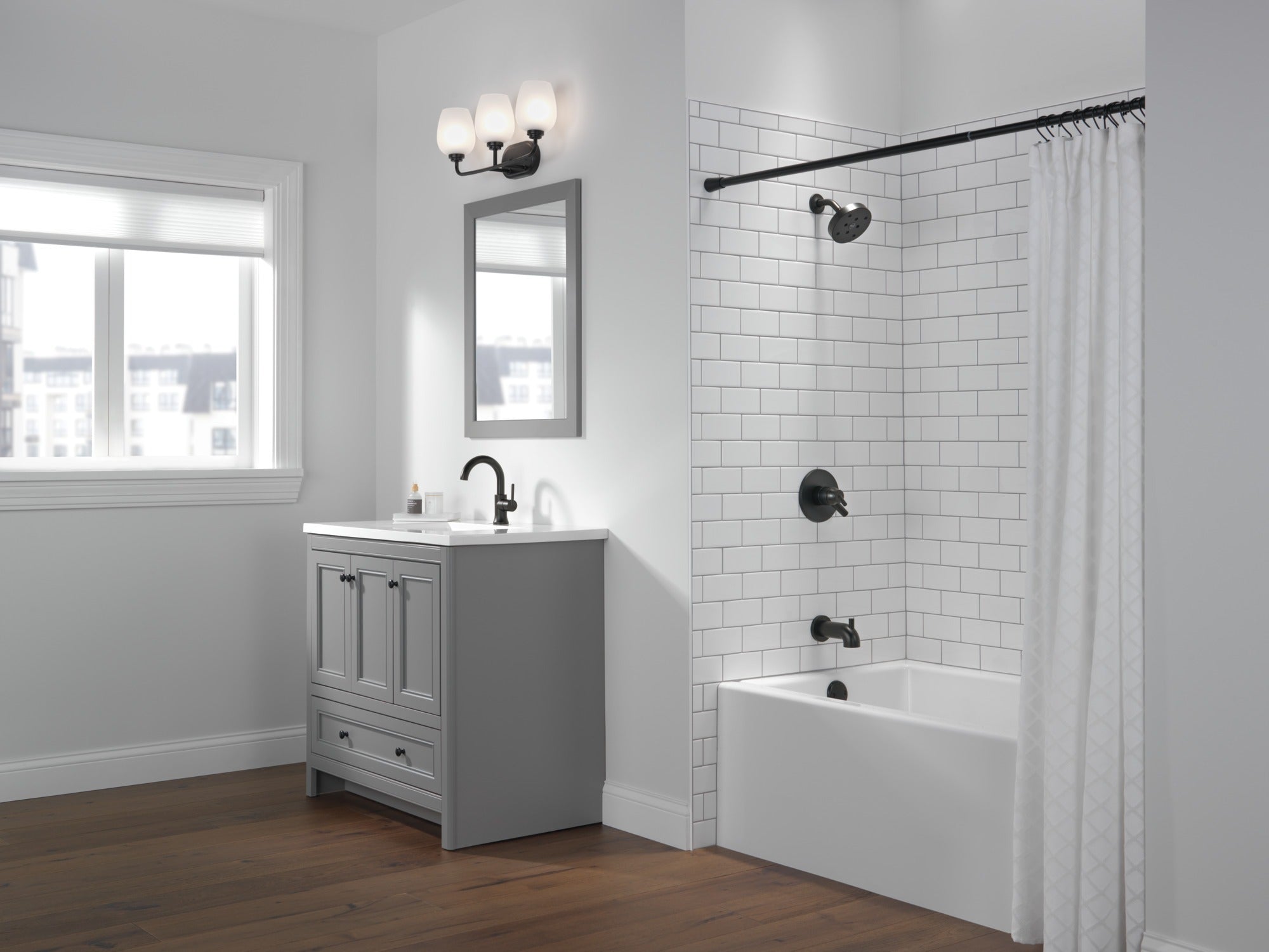 Delta Trinsic® Monitor® 17 Series H2OKinetic® Tub & Shower Trim