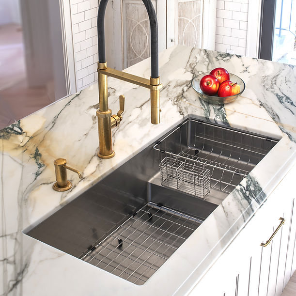 Nantucket STEPPE3918 Pro Series Undermount Stainless Steel Kitchen Sink with Compatible Accessories