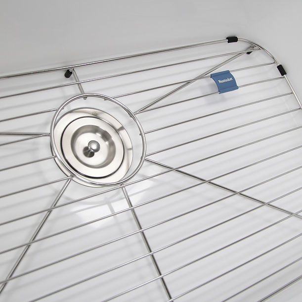 Nantucket Glacierstone Apron kitchen Sink with Grid Included