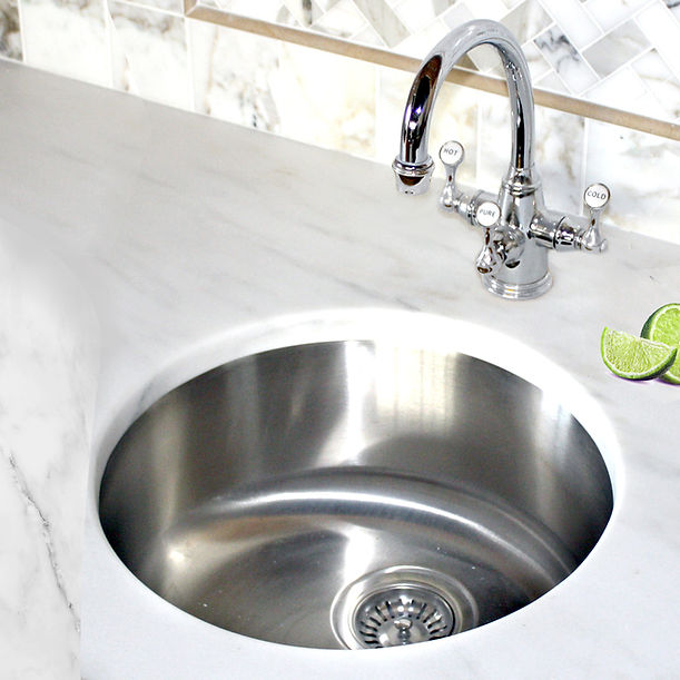 Nantucket NS37- Round Undermount Stainless Steel Bar/Prep Sink, 18 Gauge