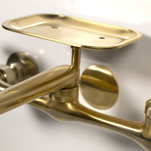 Victorian Collection Sink Faucet With Hole Cover