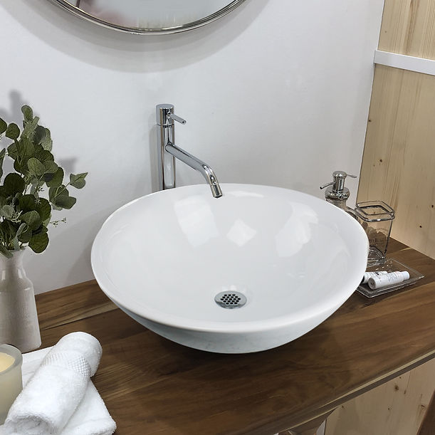 Nantucket 17" Round White Vessel Sink With Overflow NSV218