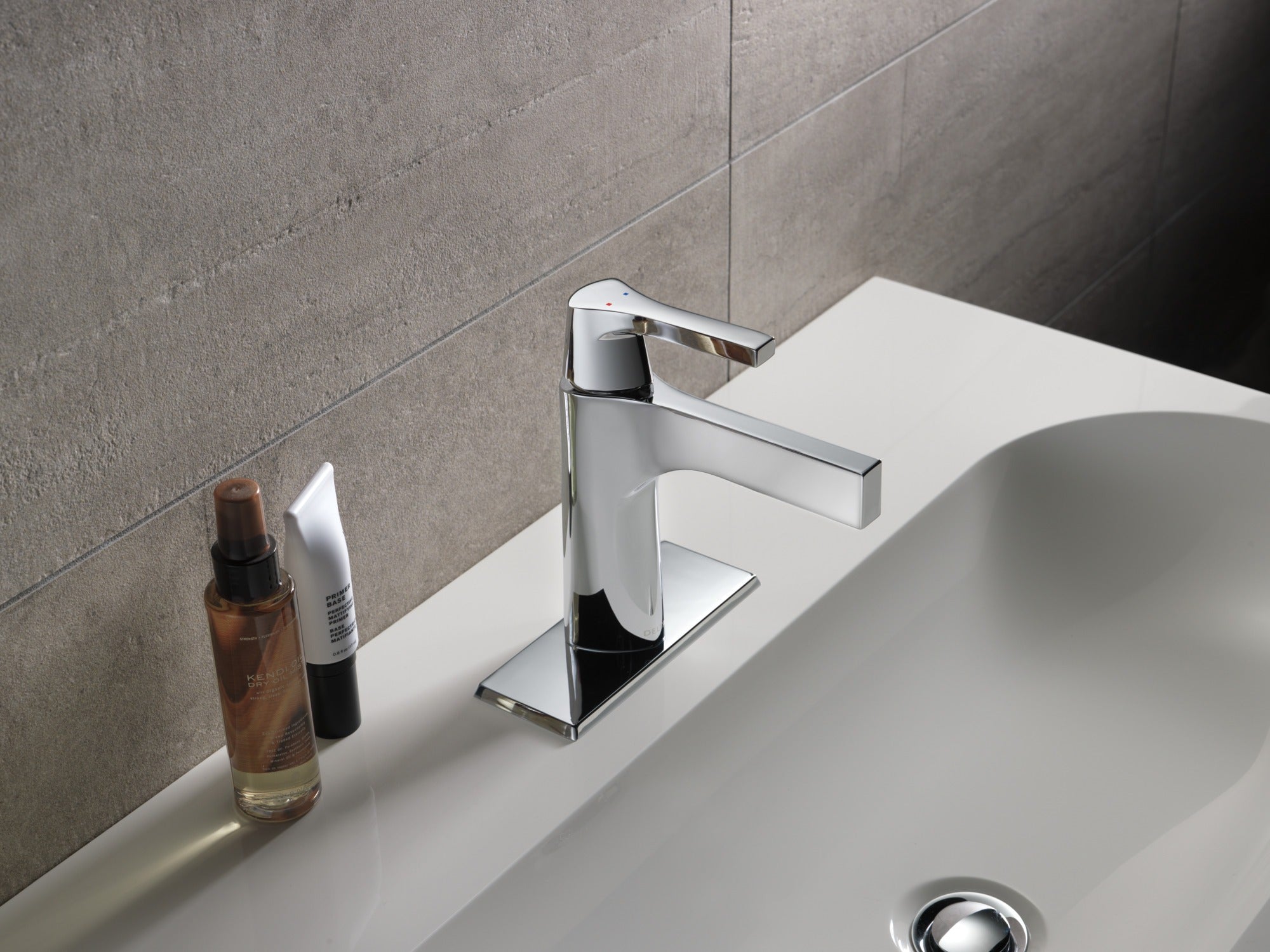 Delta Zura® Single Handle Bathroom Faucet