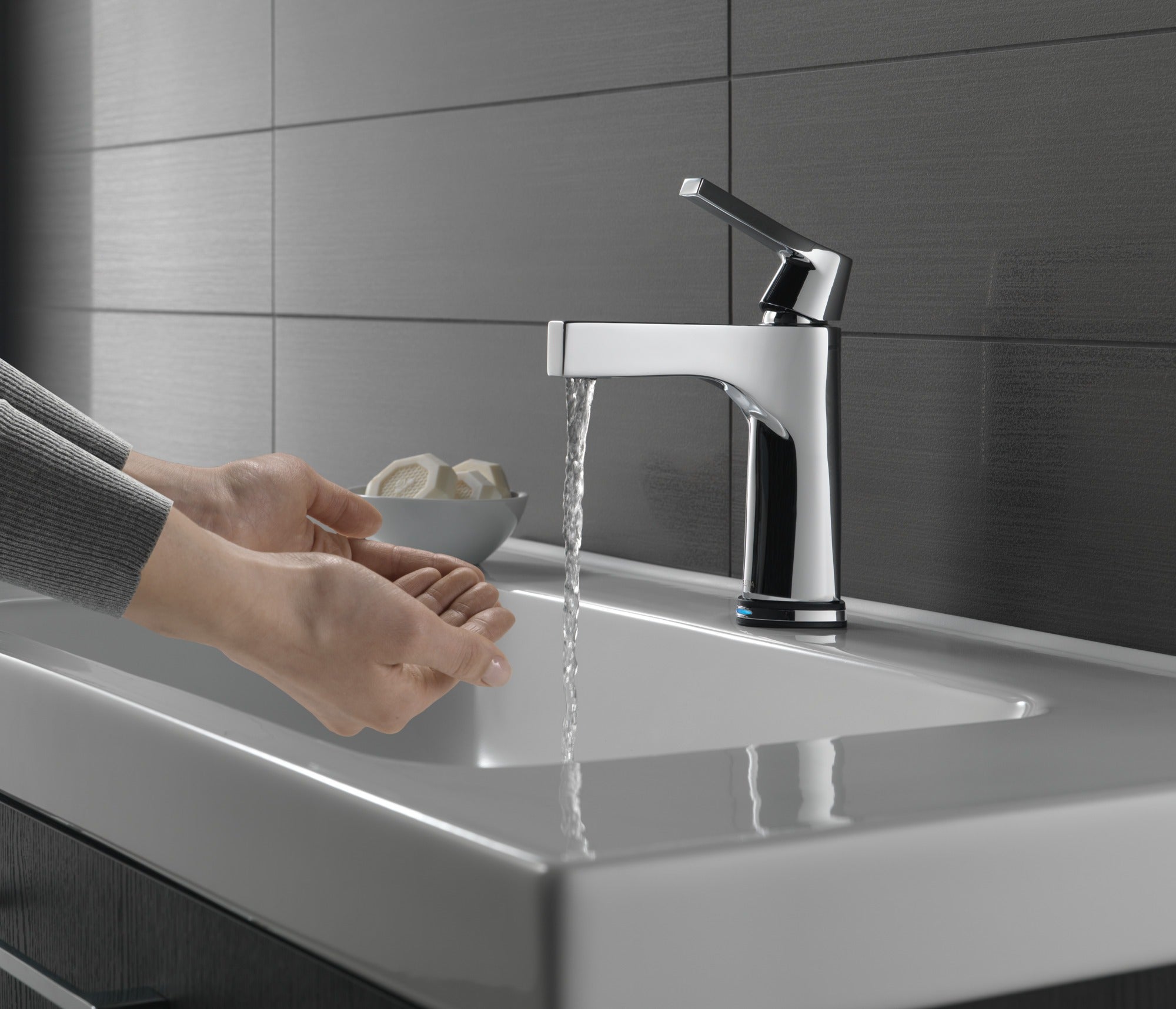 Delta Zura® Touch2O® Bathroom Faucet with Touchless Technology