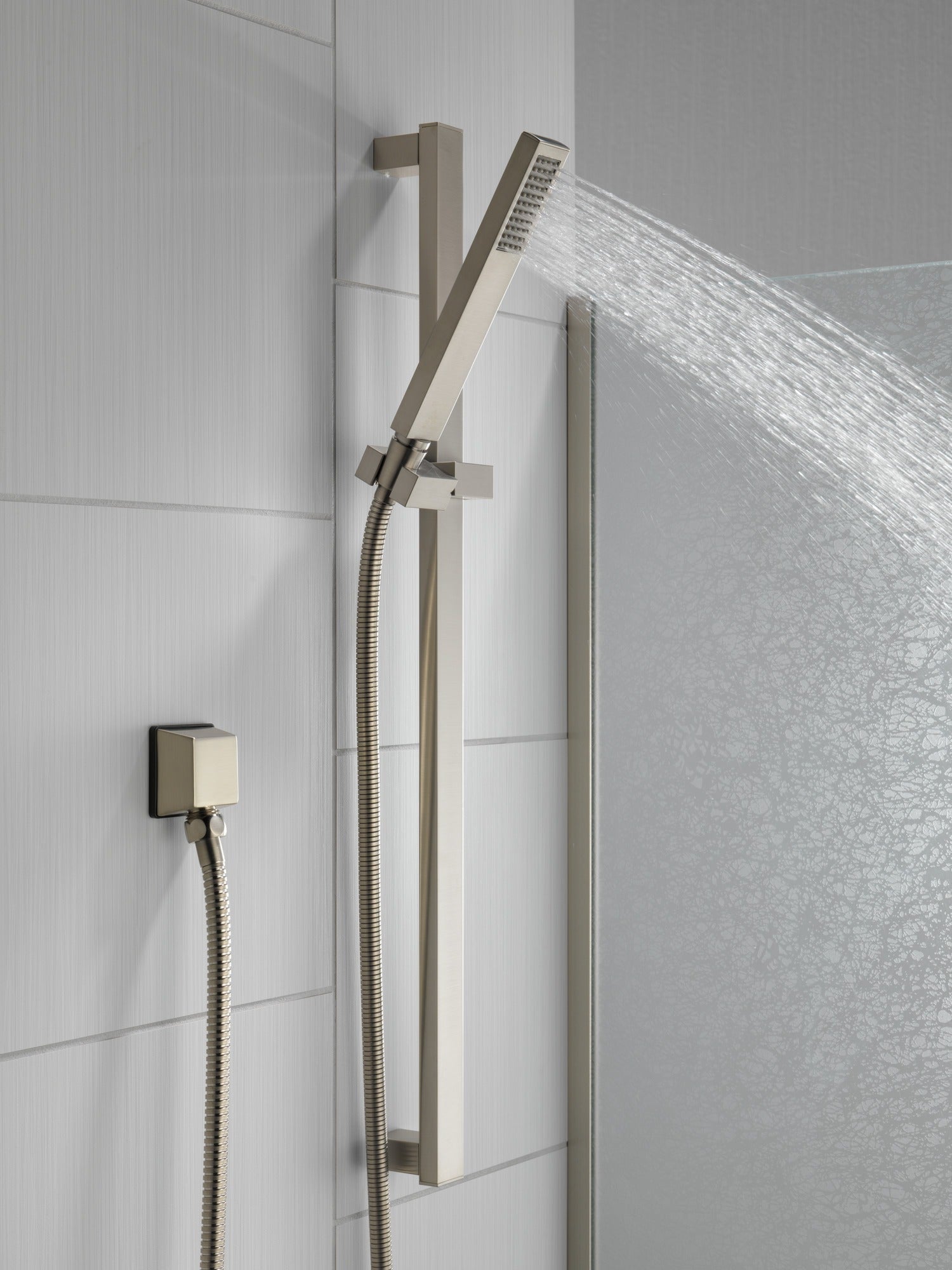 Delta Vero® Premium Single-Setting Slide Bar Hand Shower