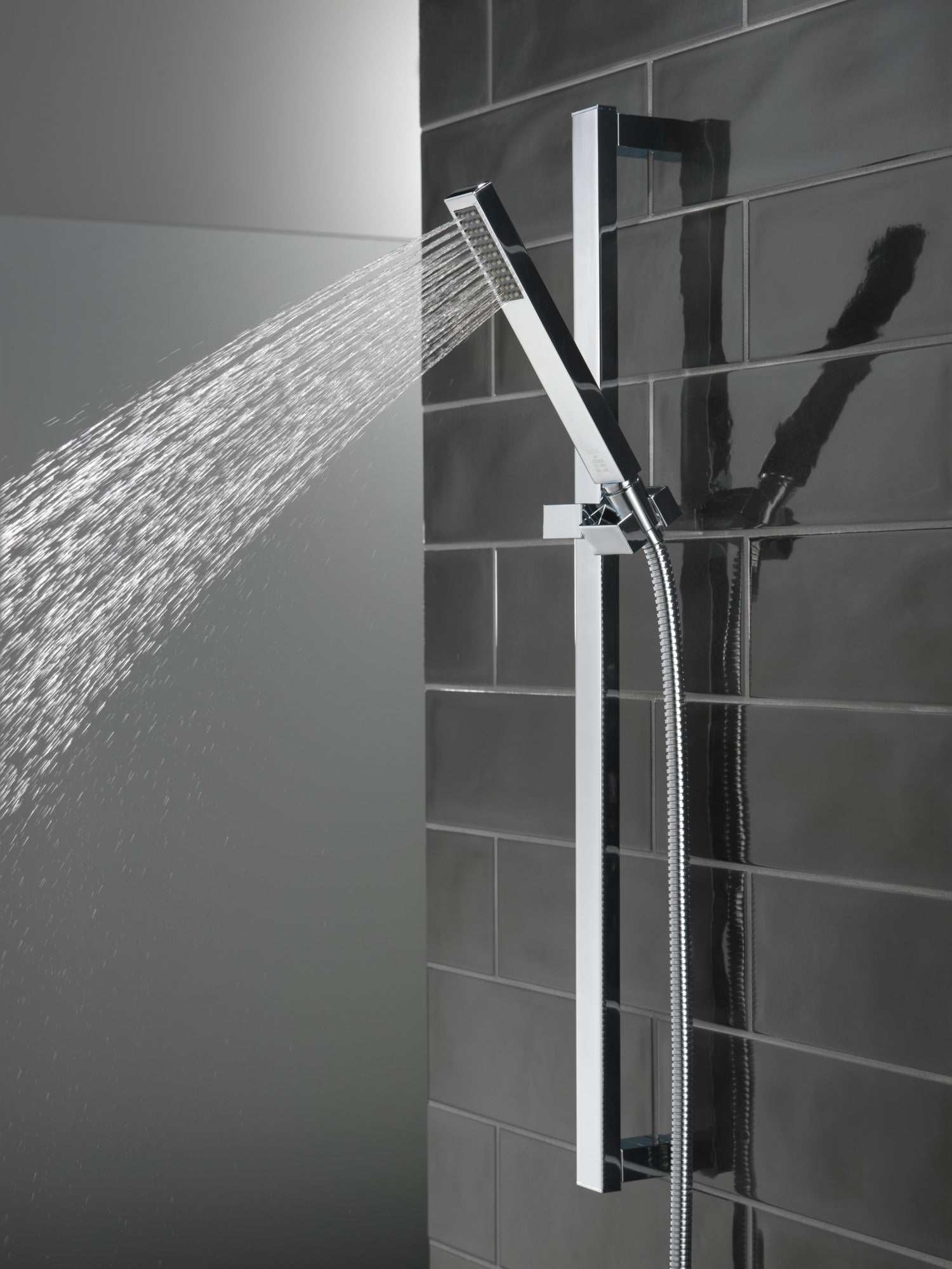 Delta Vero® Premium Single-Setting Slide Bar Hand Shower
