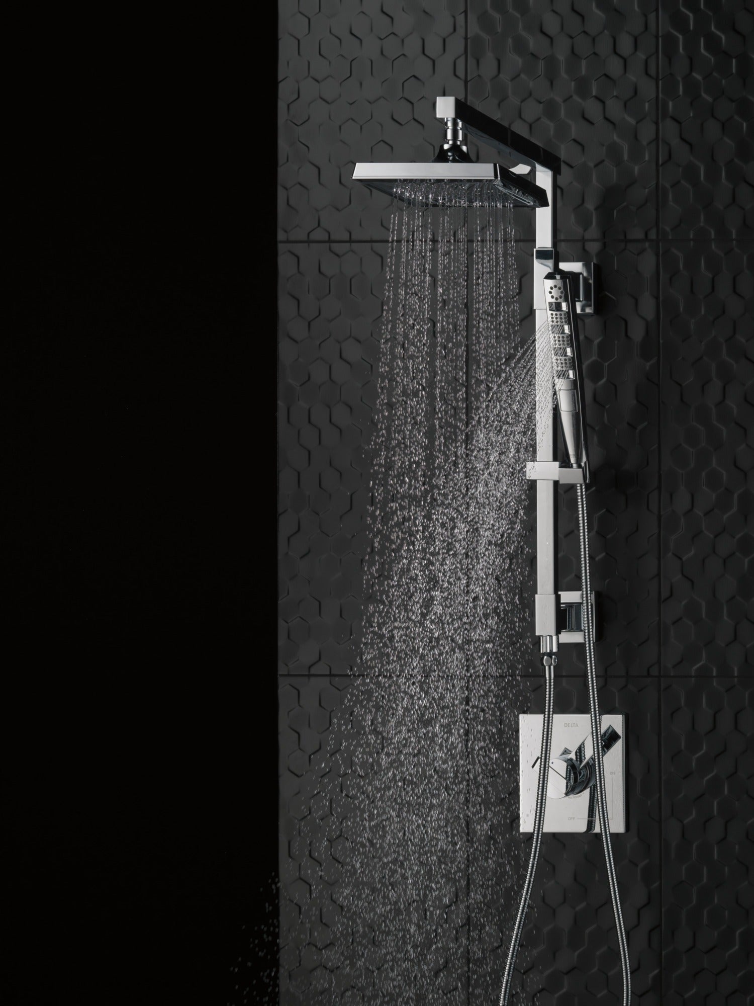 Delta Universal Showering Components H2OKinetic® Hand Shower 1.75 GPM 4-Setting