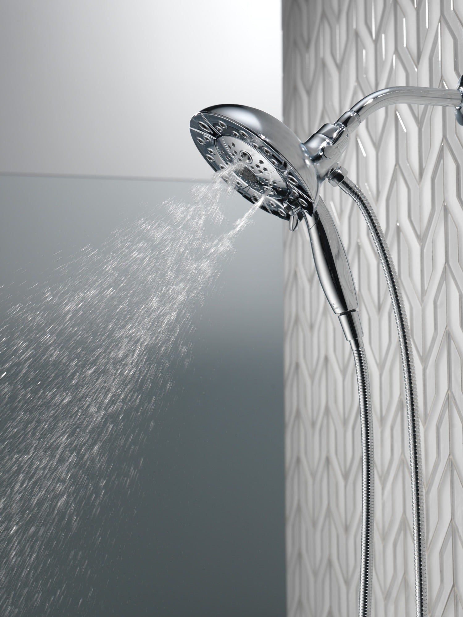 Delta Universal Showering Components H2Okinetic® In2ition® 5-Setting Two-In-One Shower
